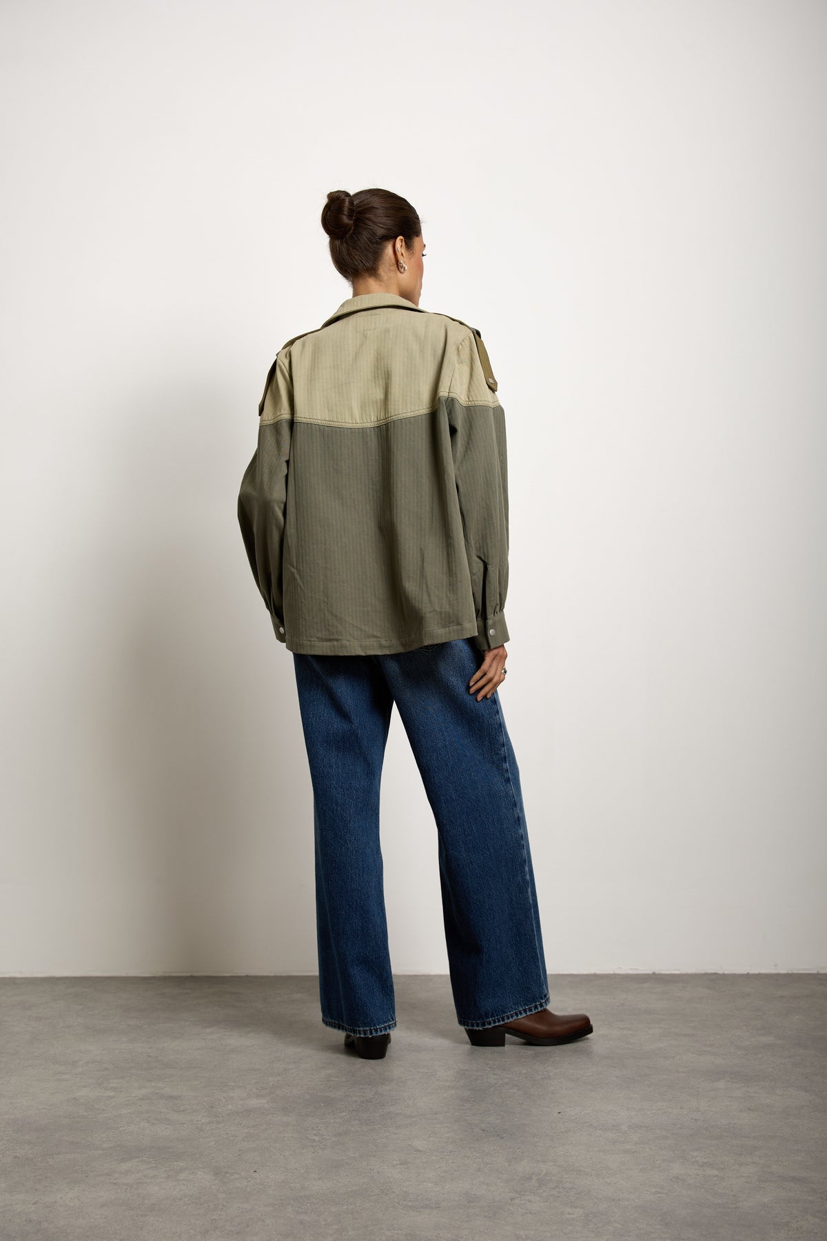 Bowie Jacket In Khaki - seventy + mochi