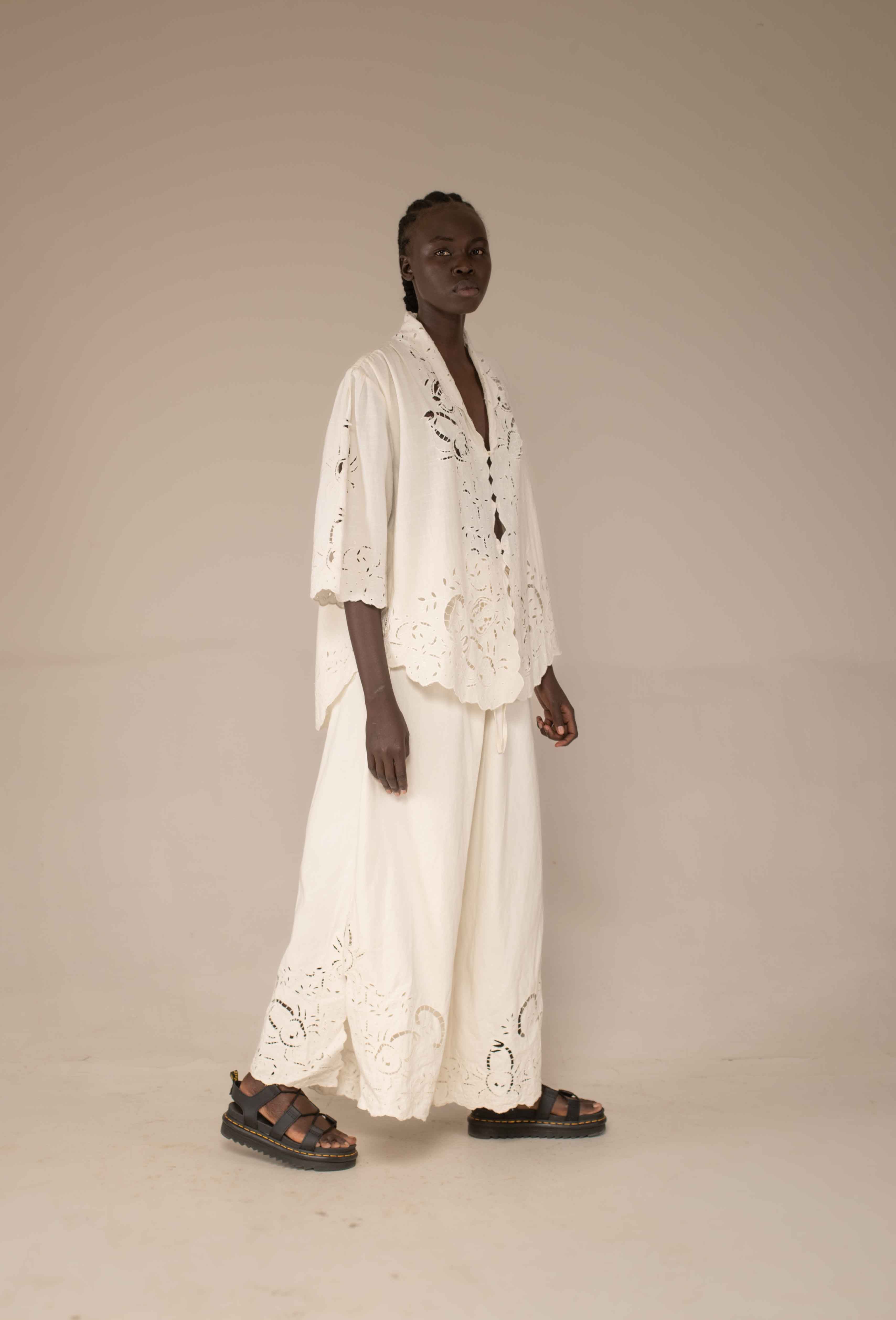 Sarabi Shirt - Crab cut out embroidery