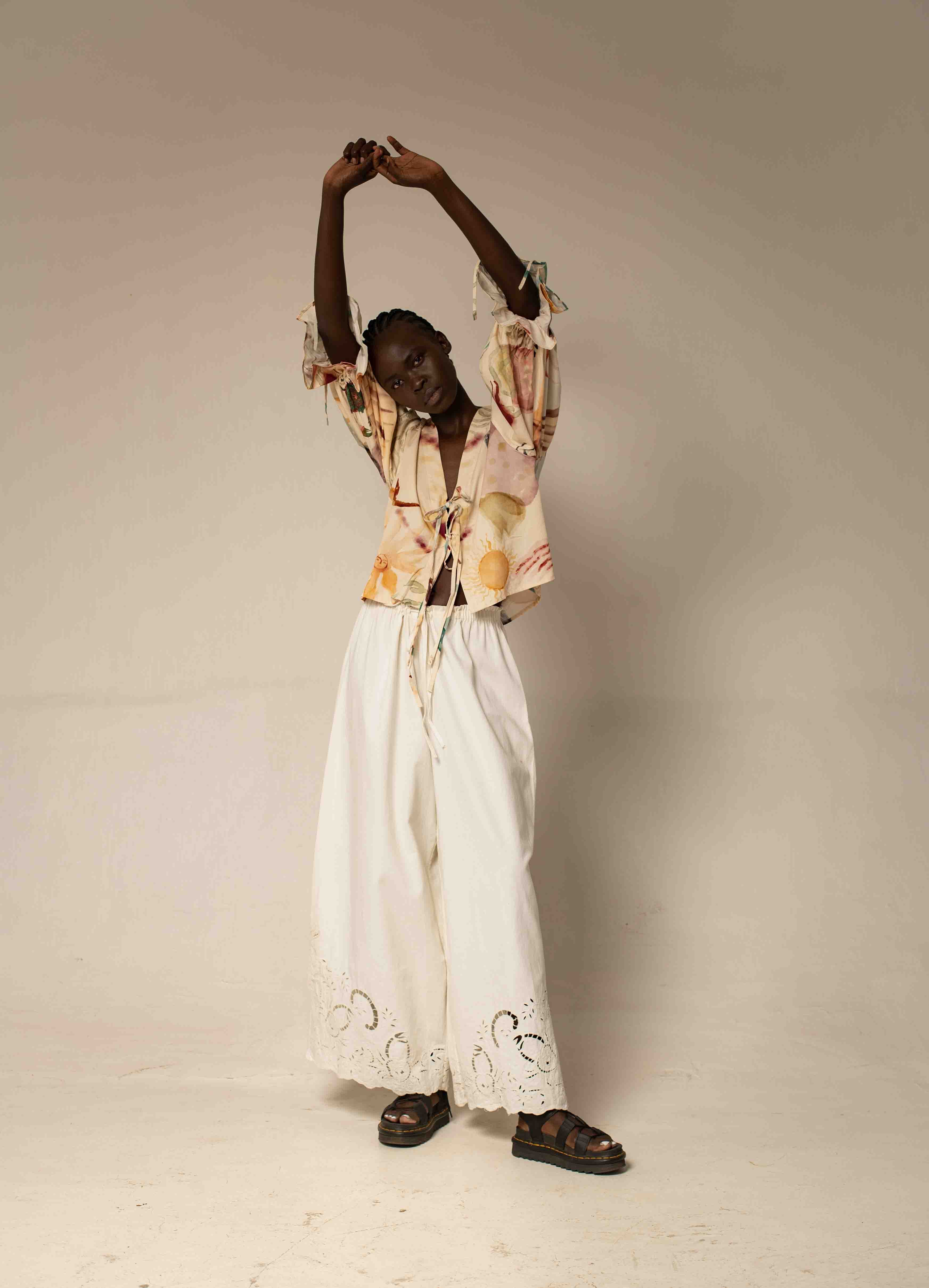 Tie front top - rain collector