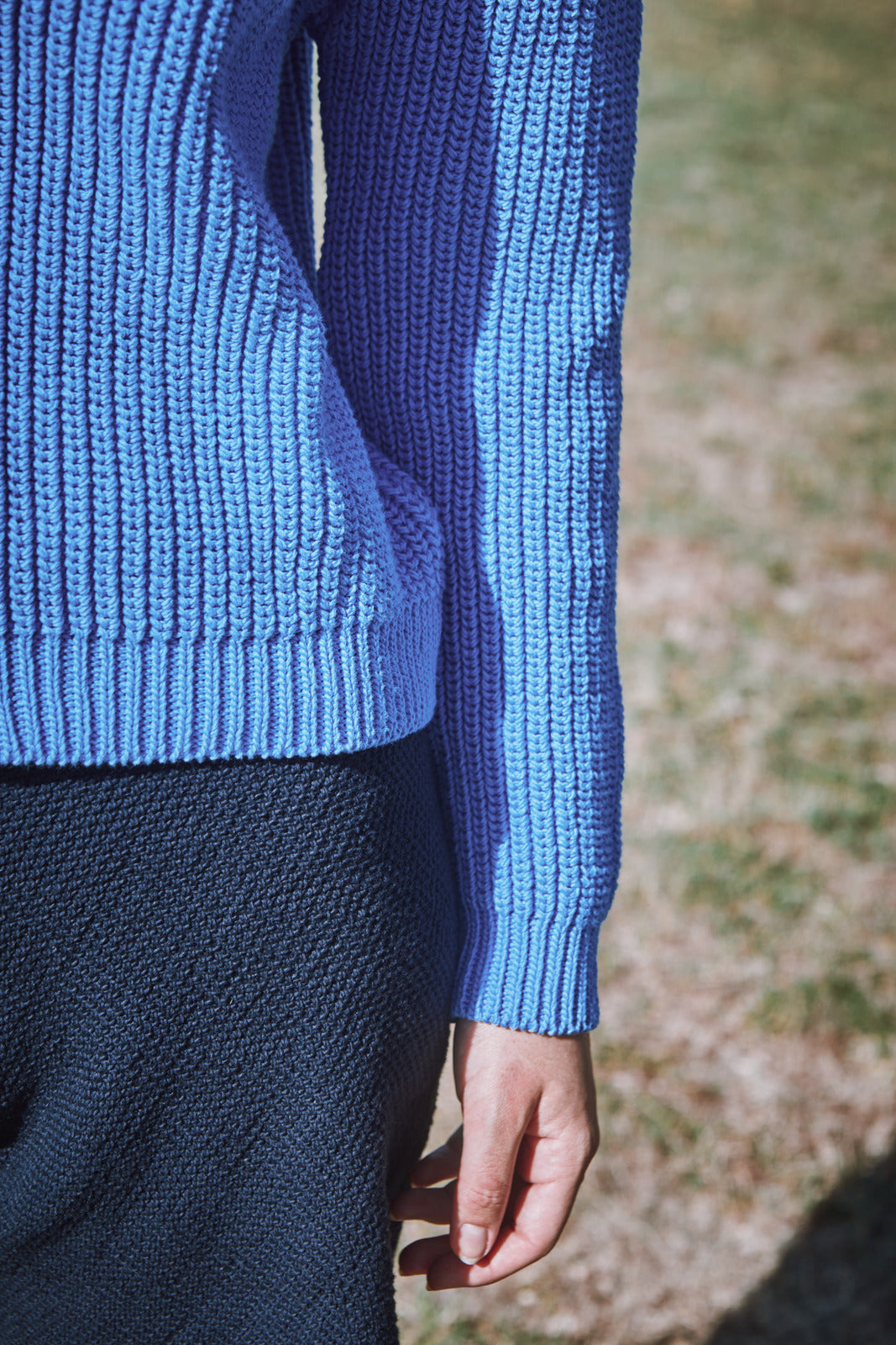 ANNA V-Neck Cardigan in Organic Cotton - Cyan Blue