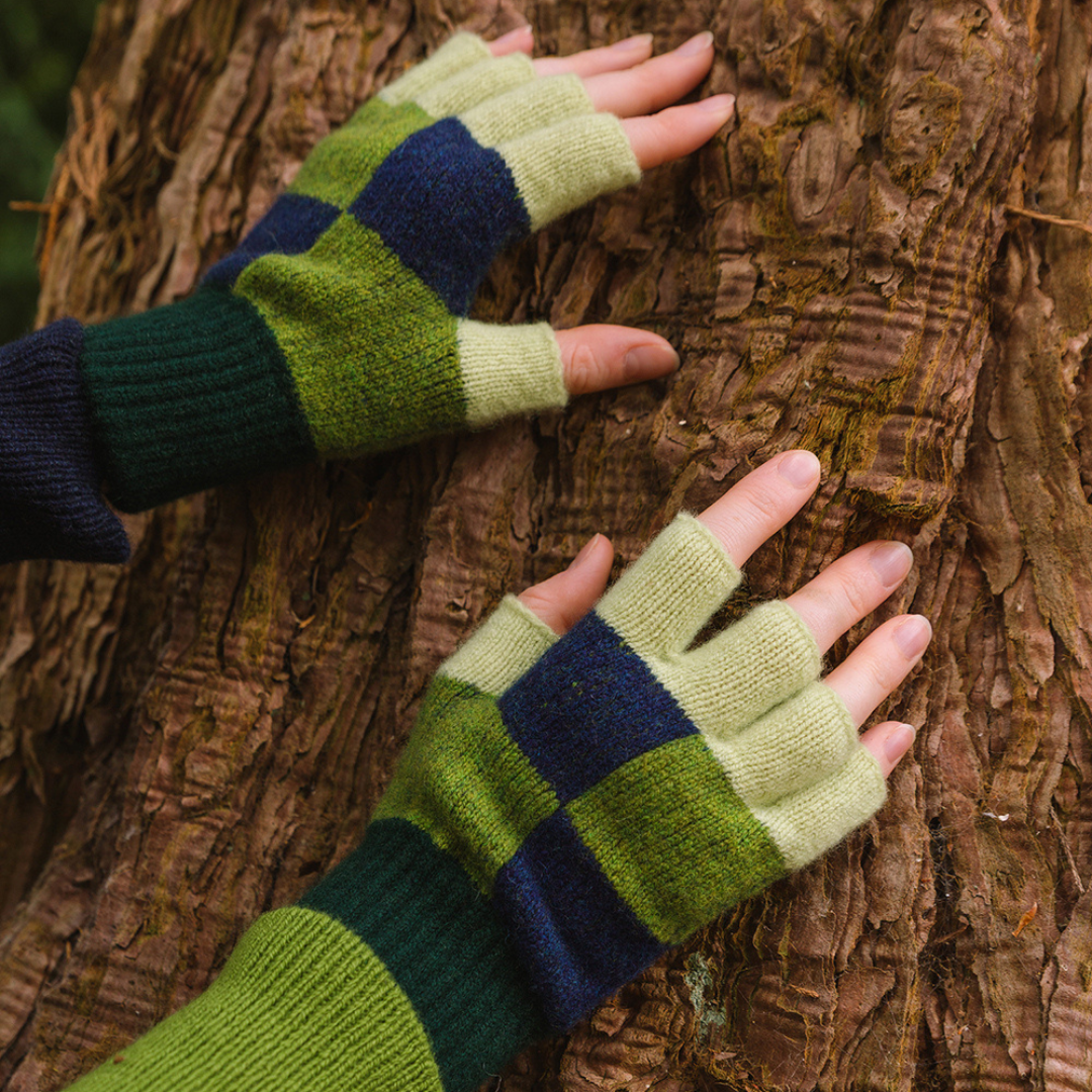 Check Fingerless Glove | Moss
