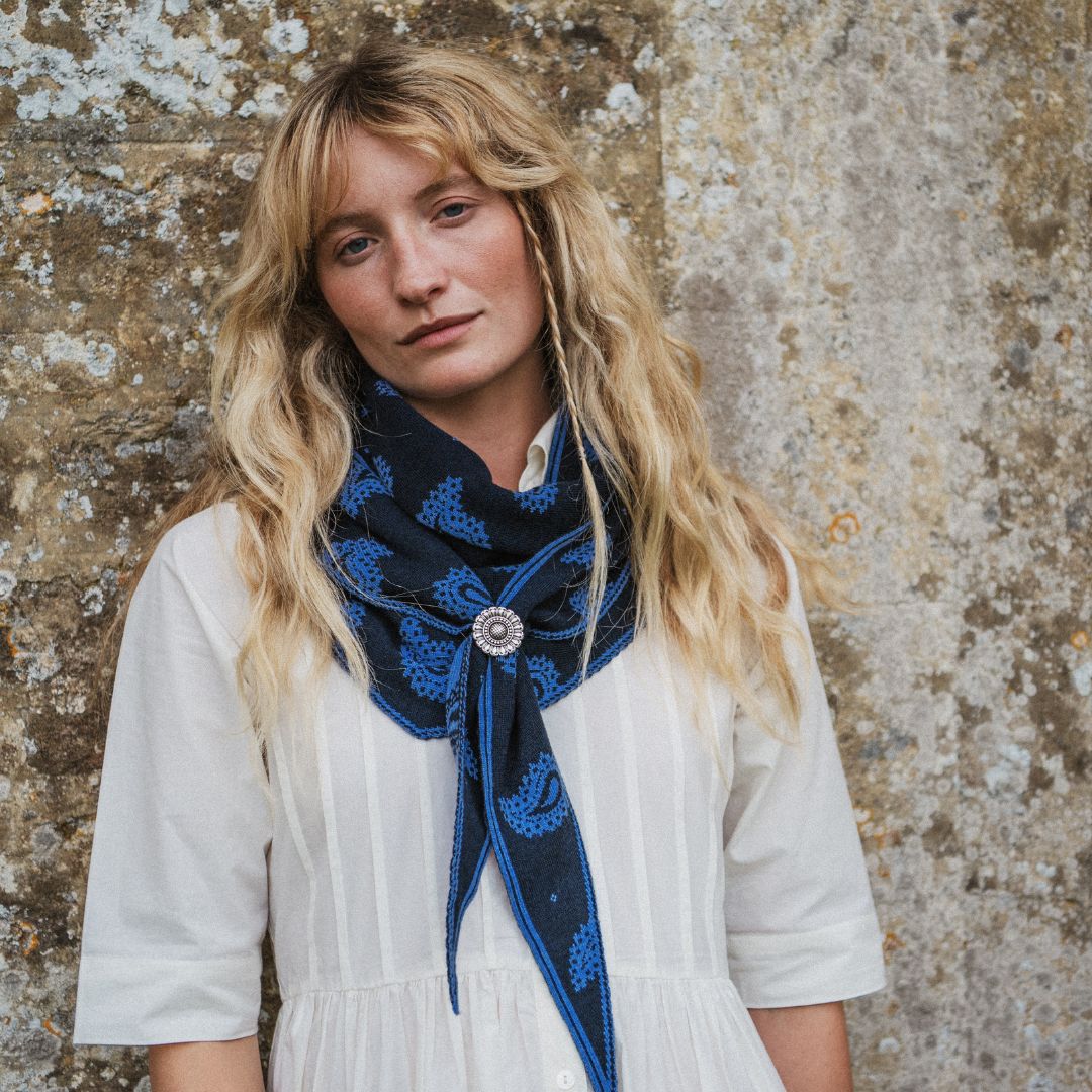 Painswick Paisley Shawl | Midnight