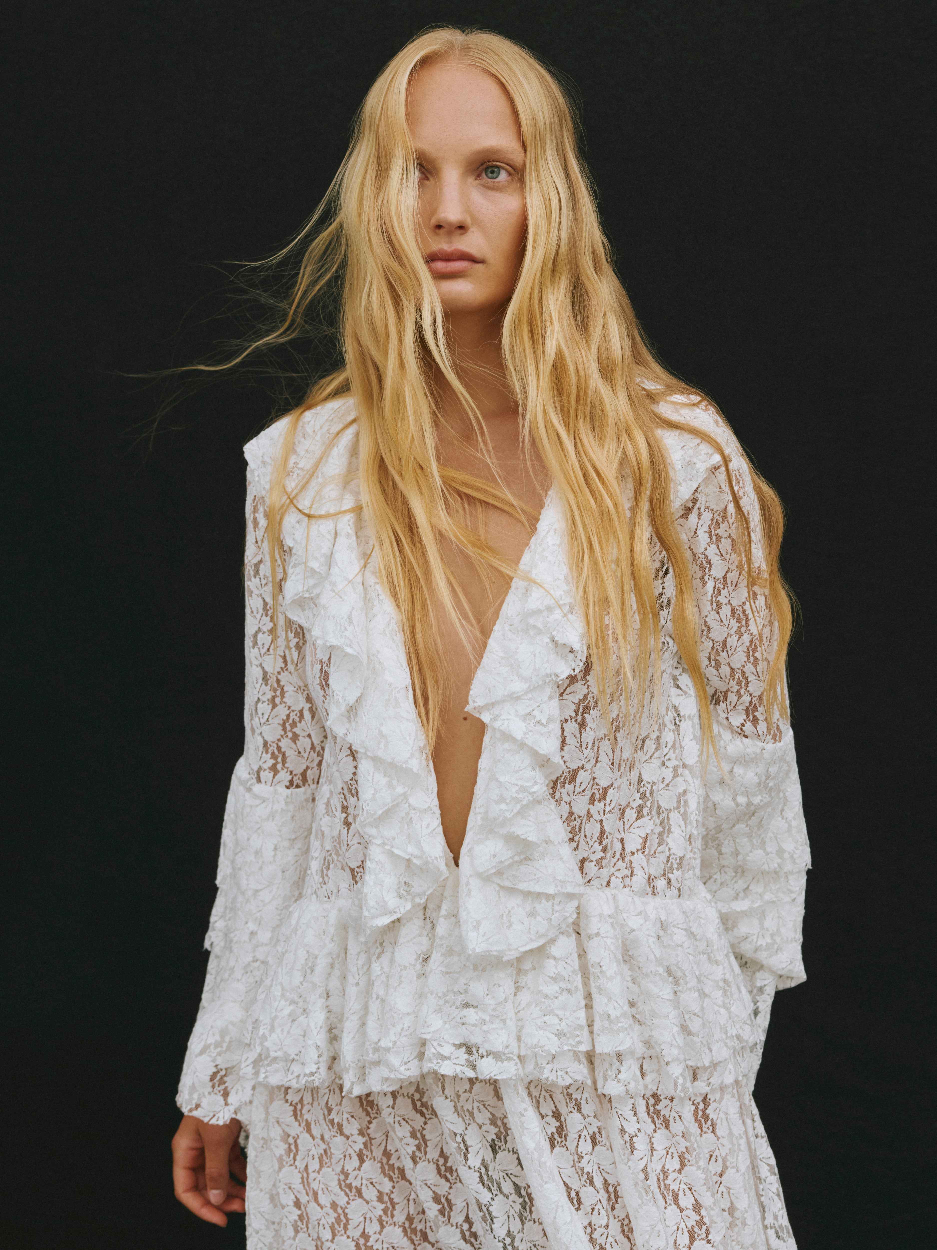 THE LACE BELLA DRESS