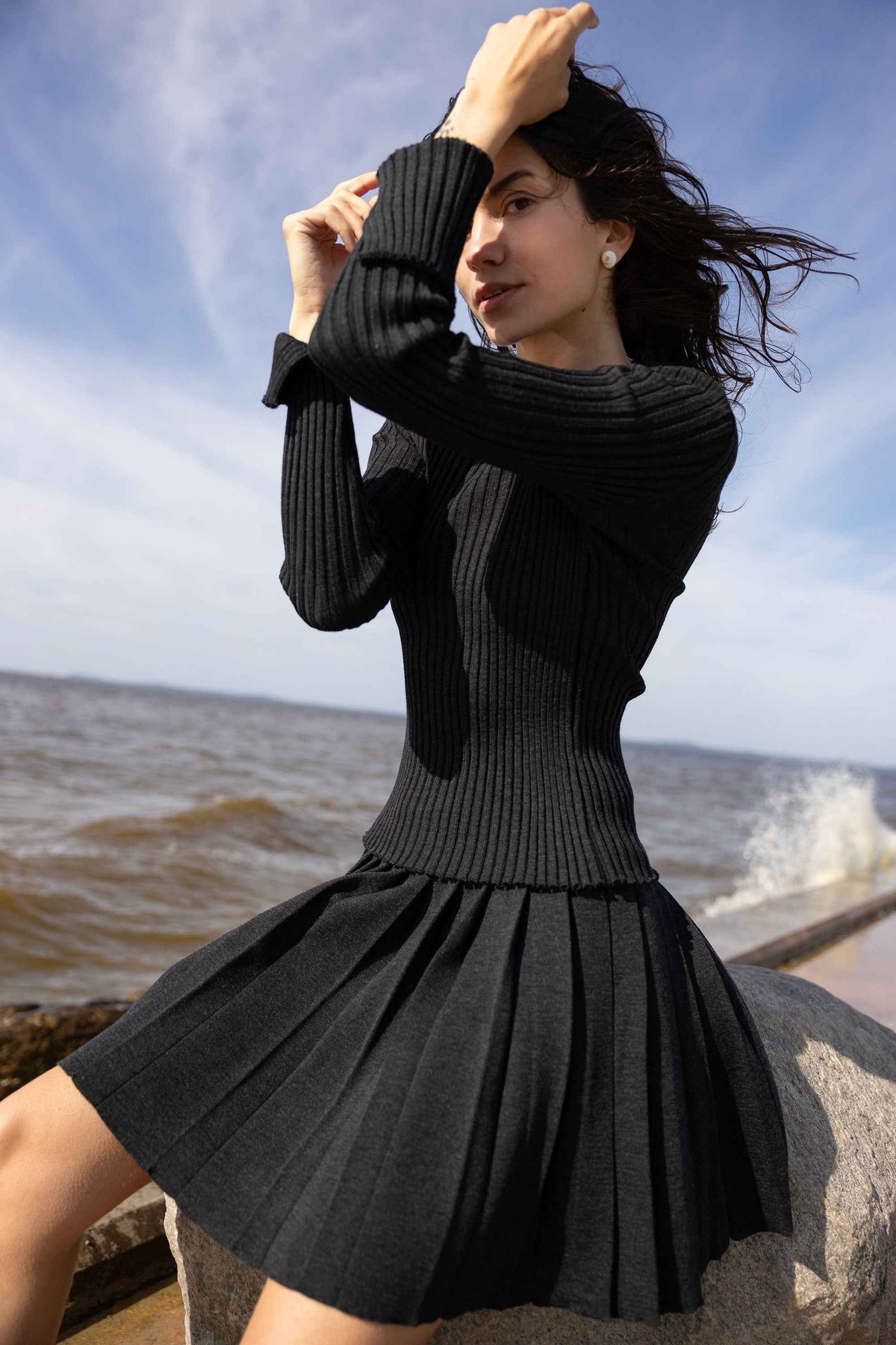 Piccolo Pleated 100% Merino Mini Skirt Black Melange