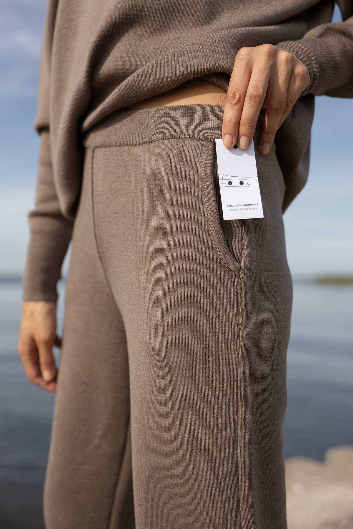 Ora 100% Merino Pants Taupe