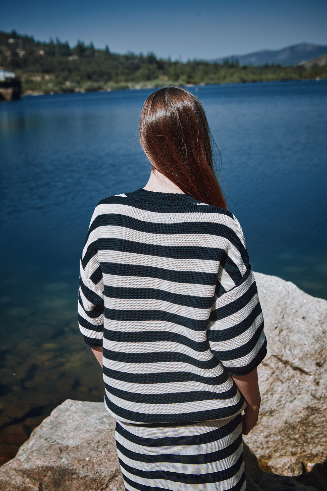 GERALDINE Oversize Tee in Organic Cotton - Navy Blue and Off-White Stripes