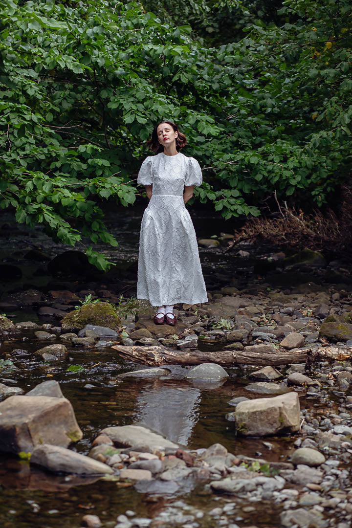 Kate - White Jacquard