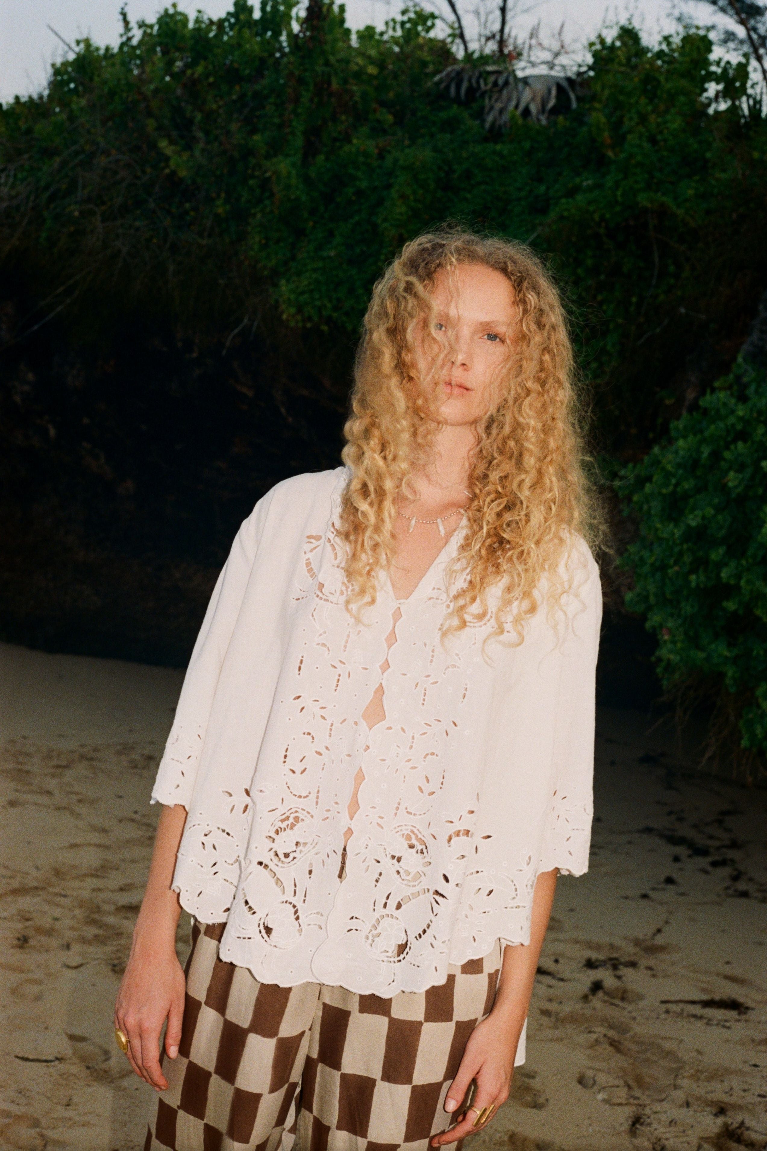 Sarabi Shirt - Crab cut out embroidery