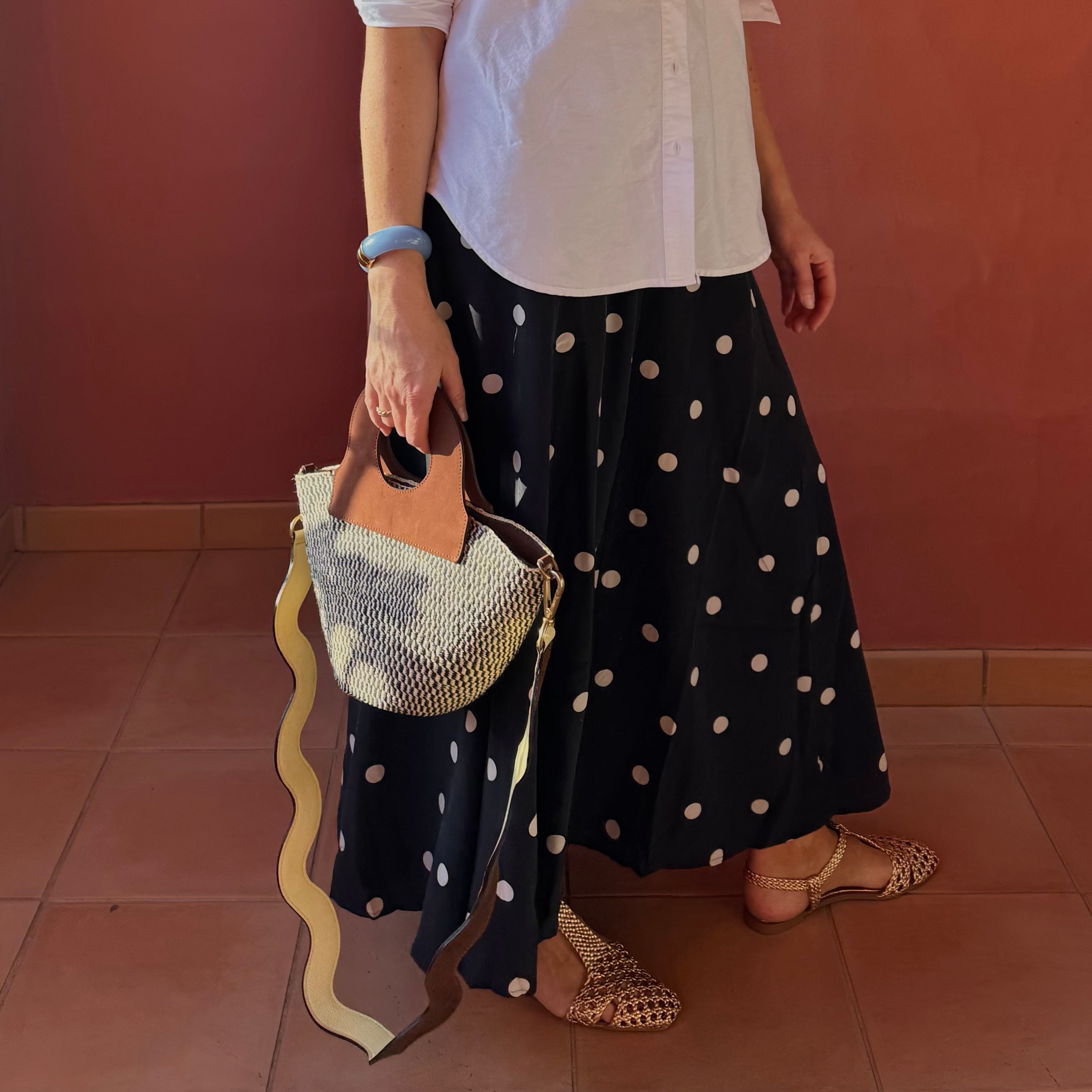 Handheld Basket Brown