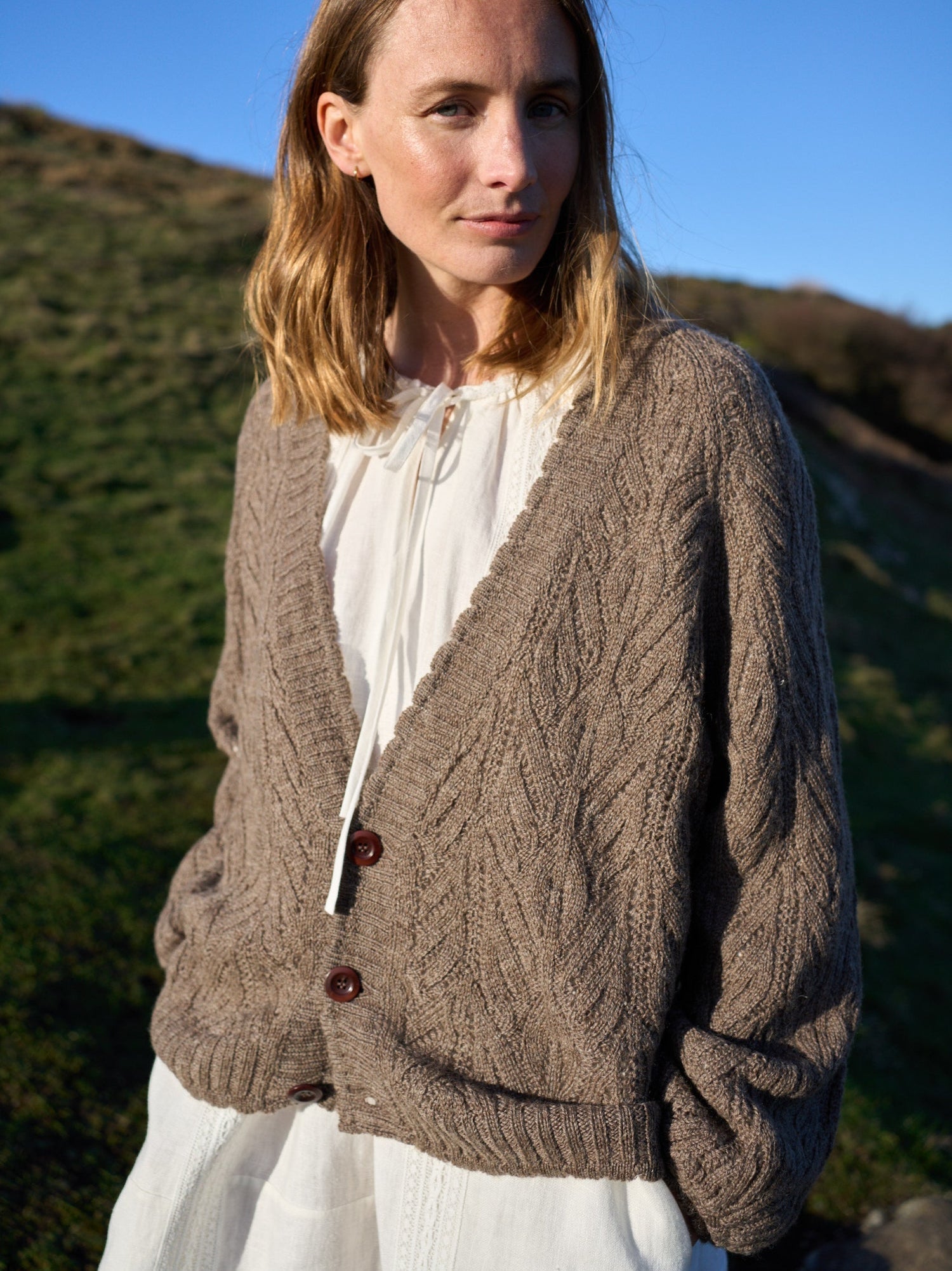Wyre Cardigan in Loam