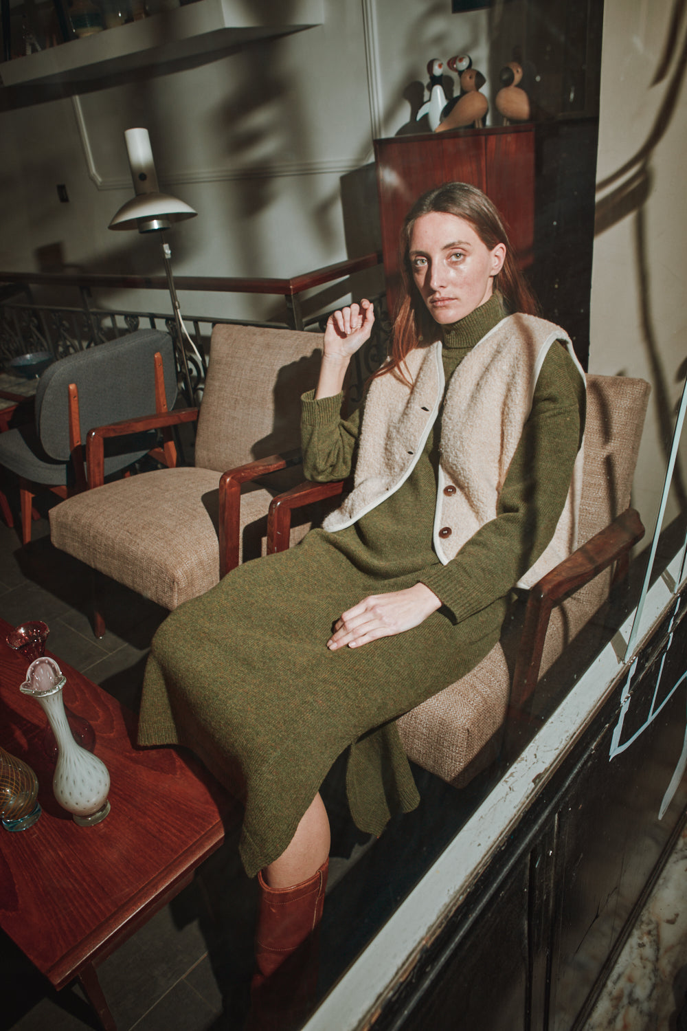 LUCE Shepherd's Vest in Curly Alpaca - Light Beige