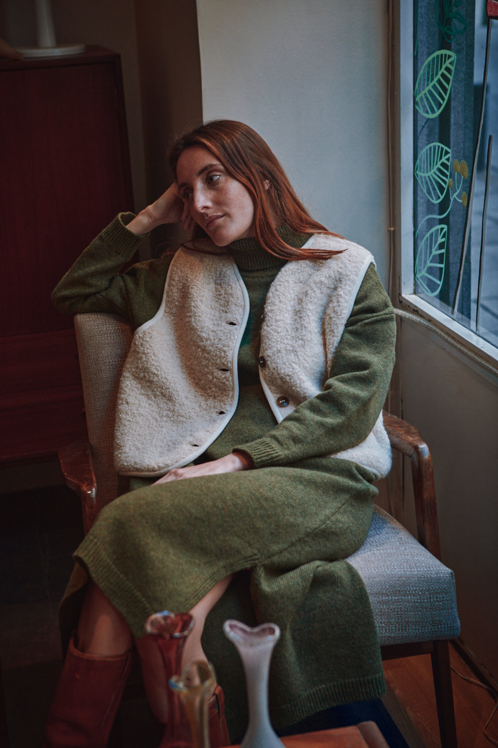 LUCE Shepherd's Vest in Curly Alpaca - Light Beige