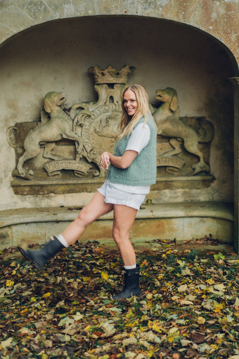 PRE-ORDER: Pointelle Knit Vest - Vanilla