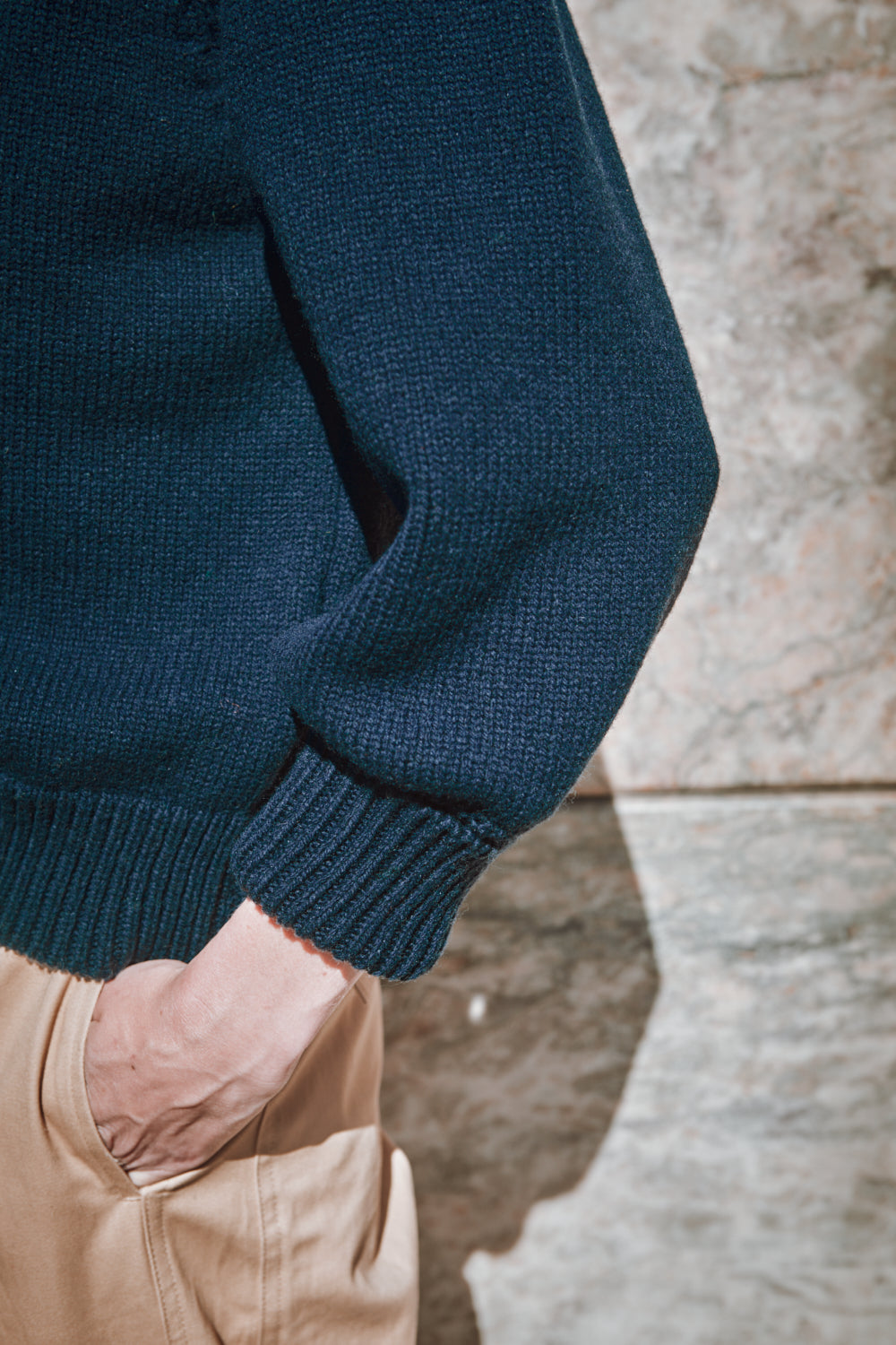 NATHALIE Puff Sleeve Sweater in Merino Wool - Navy