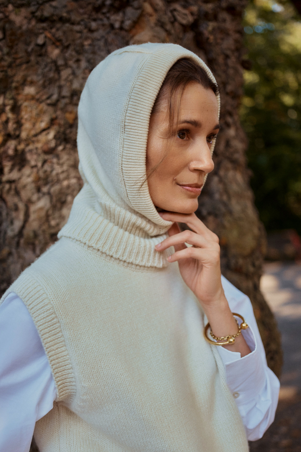 The KEEP THE CHILL OUT HOOD - Undyed Ecru