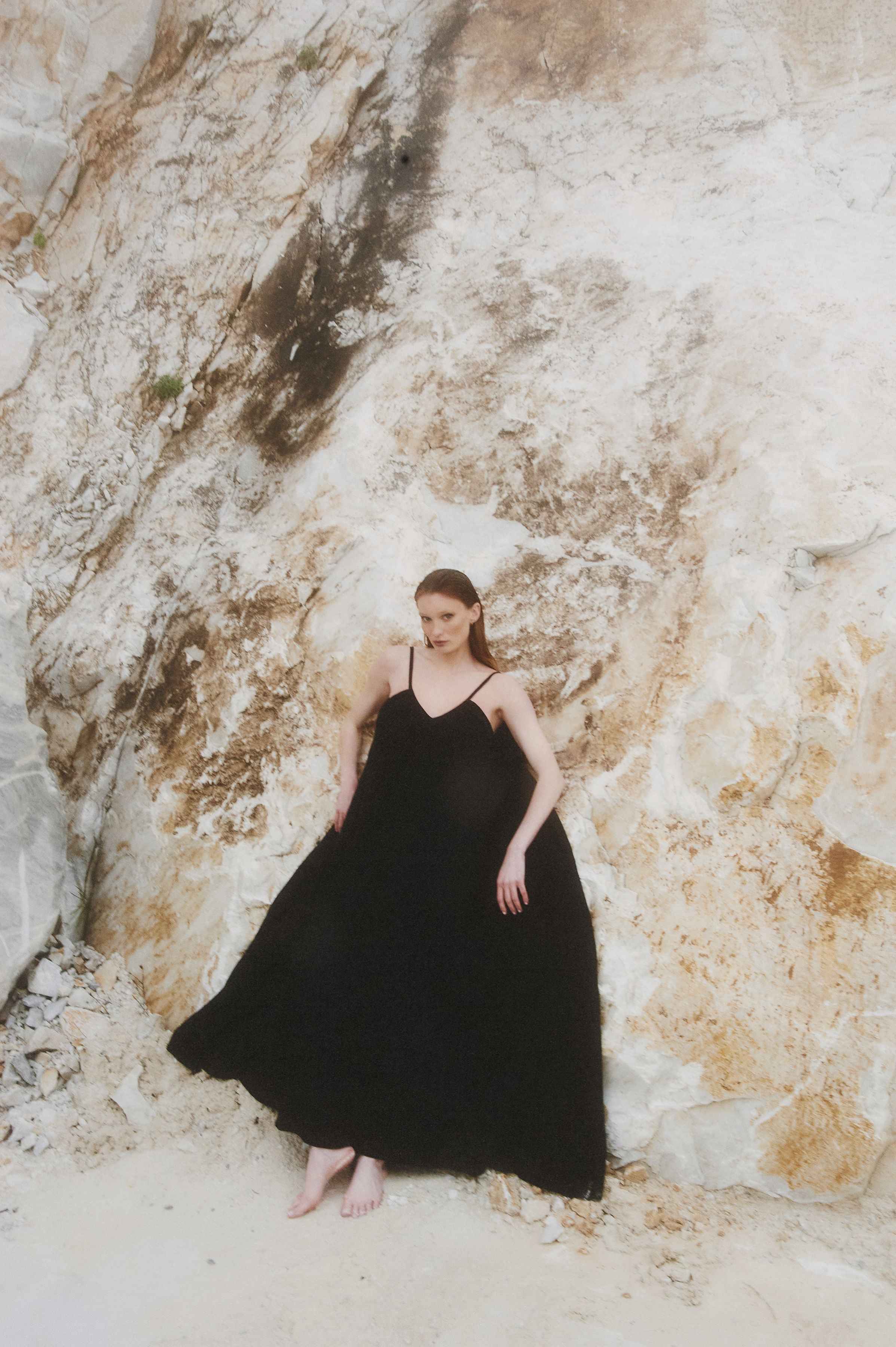 DULCE VIDA DRESS - BLACK
