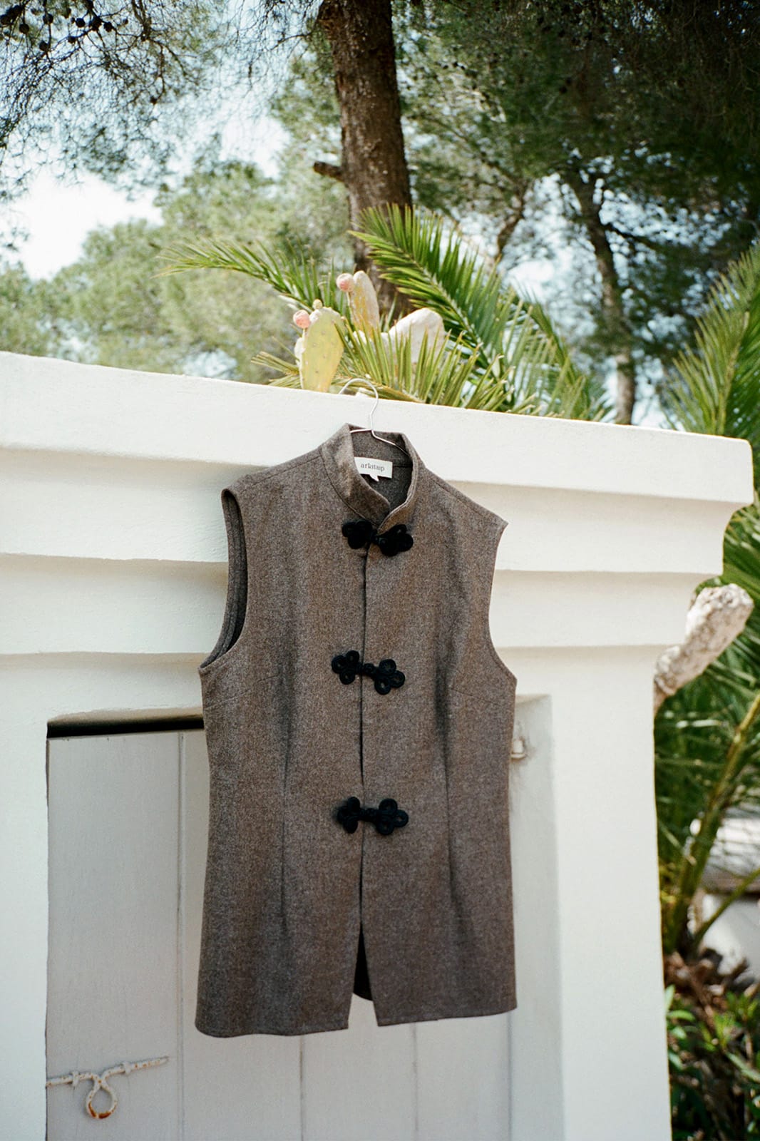 The Aria Stand-Up Collar Wool Vest in mocha