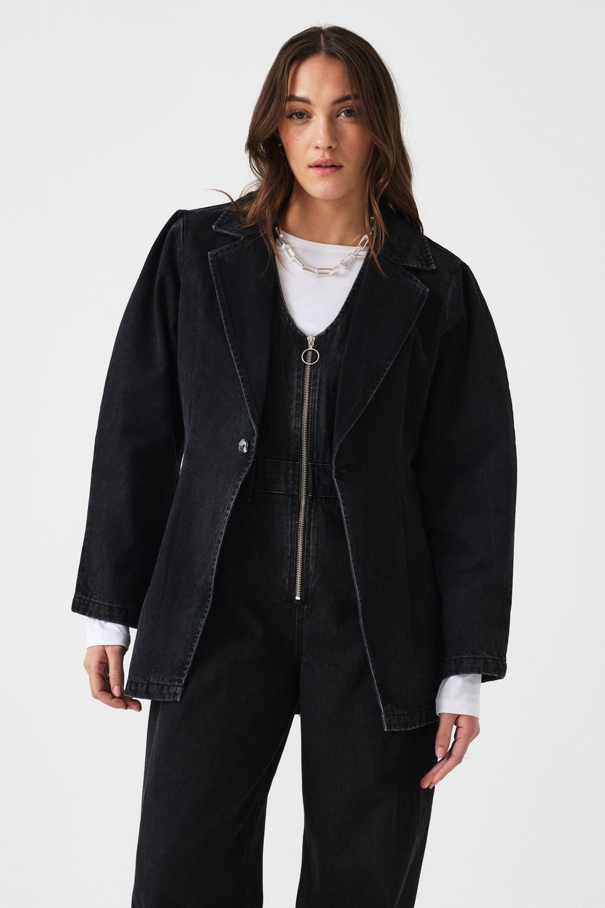 Bette Tailored Denim Jacket in Fairbanks - seventy + mochi
