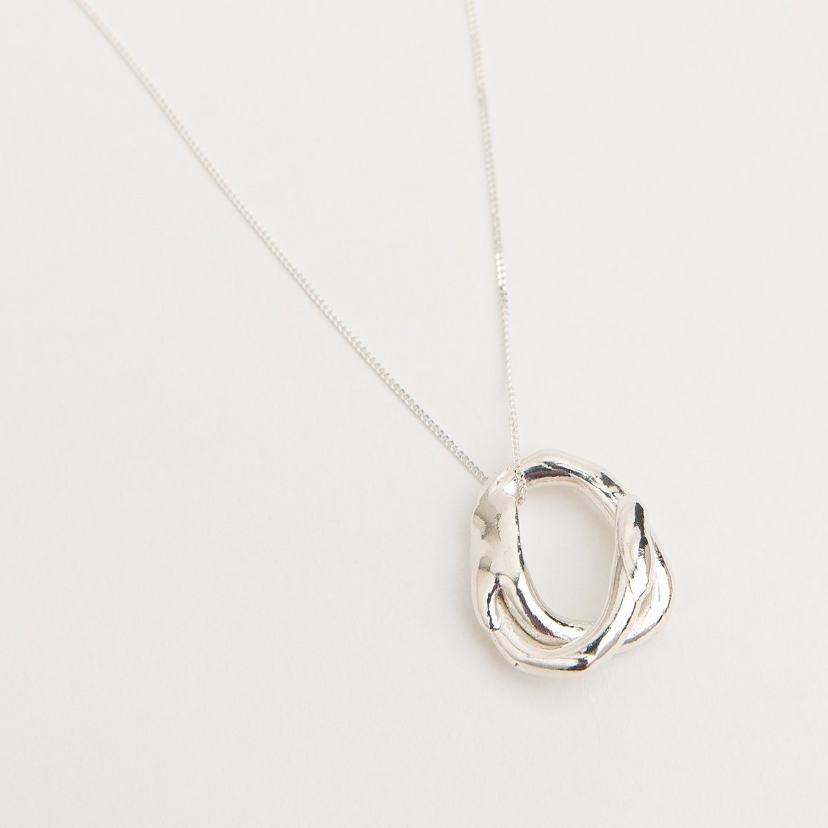 Carolina de Barros Jewellery Corda necklace