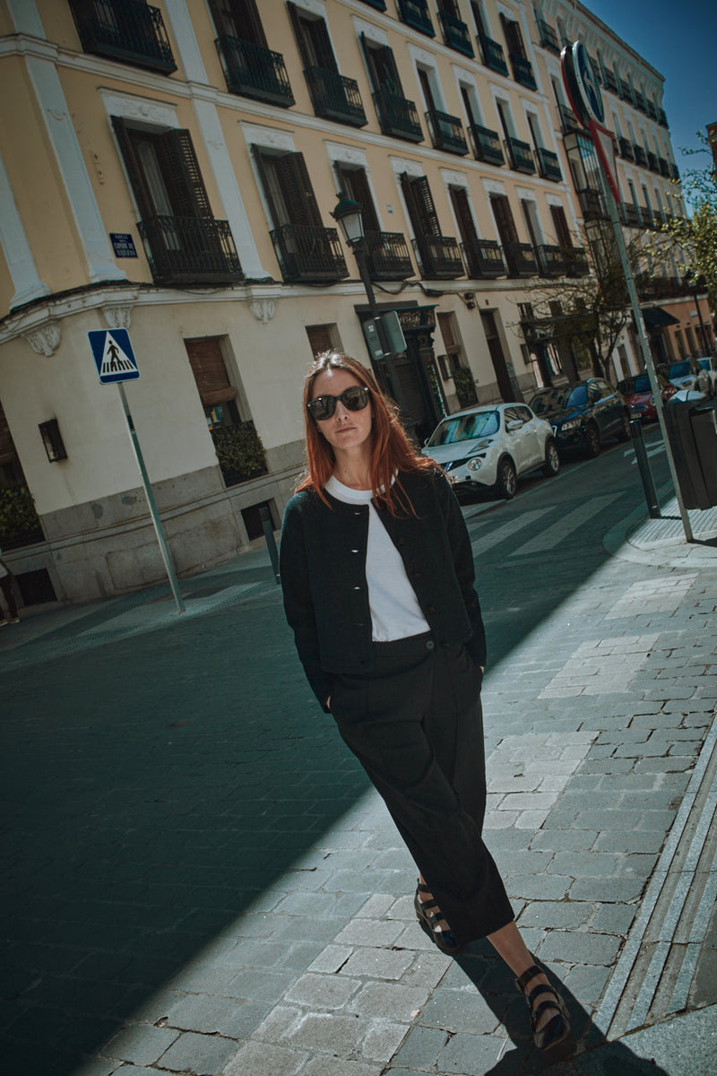EMILIE Short Jacket in Organic Cotton - Black