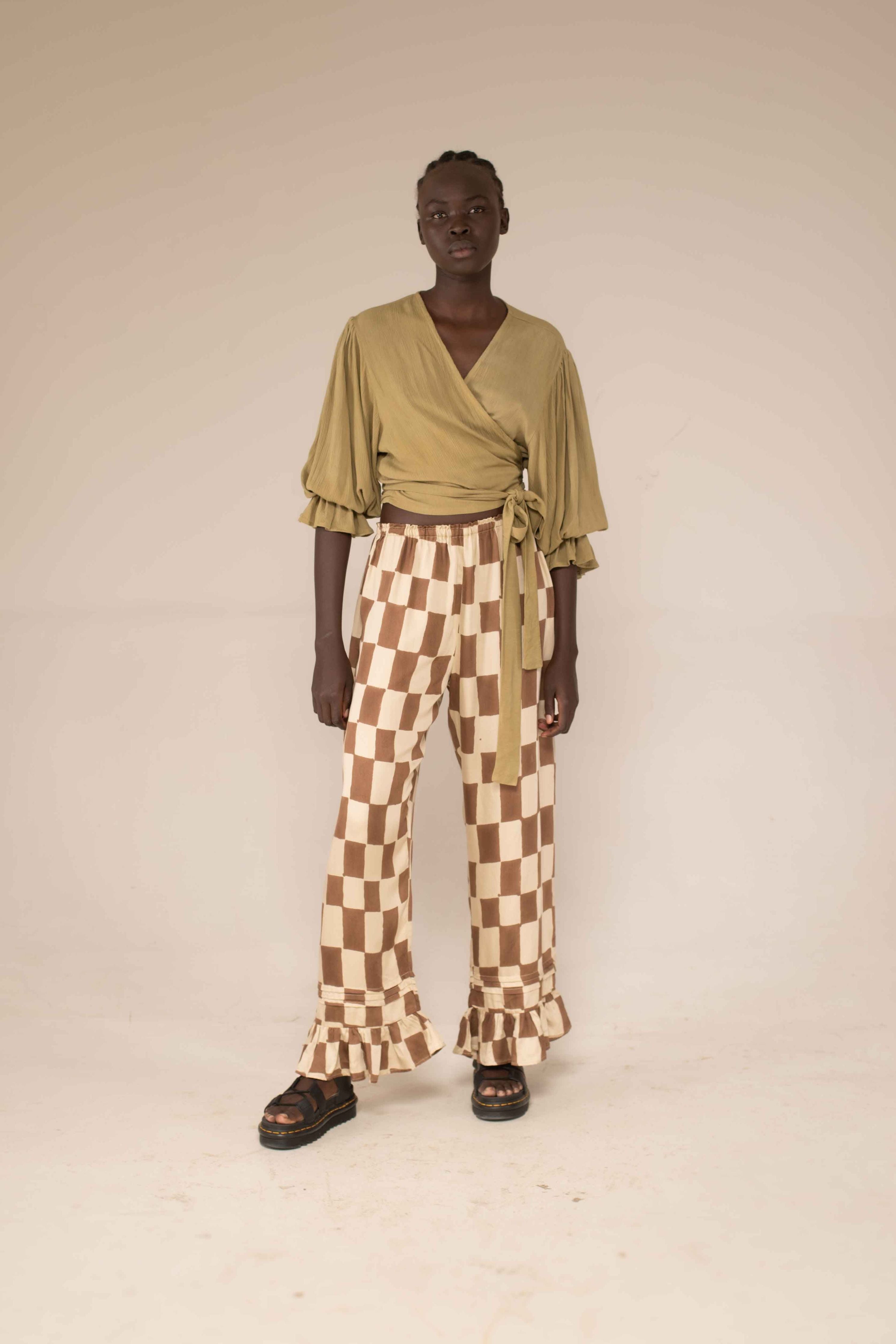 Frill hem pants - block print mocha