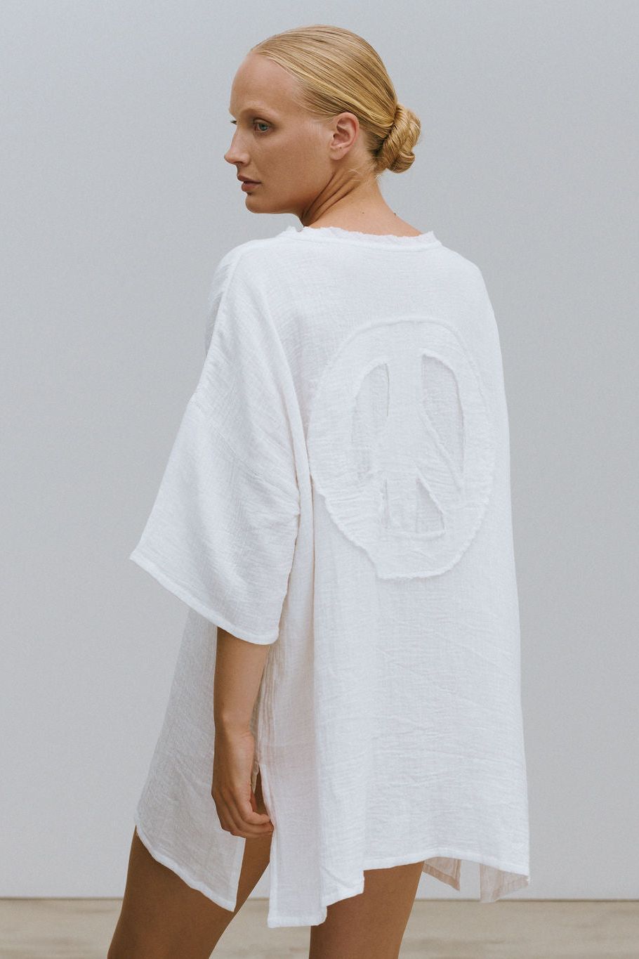 THE PEACE BEACH T