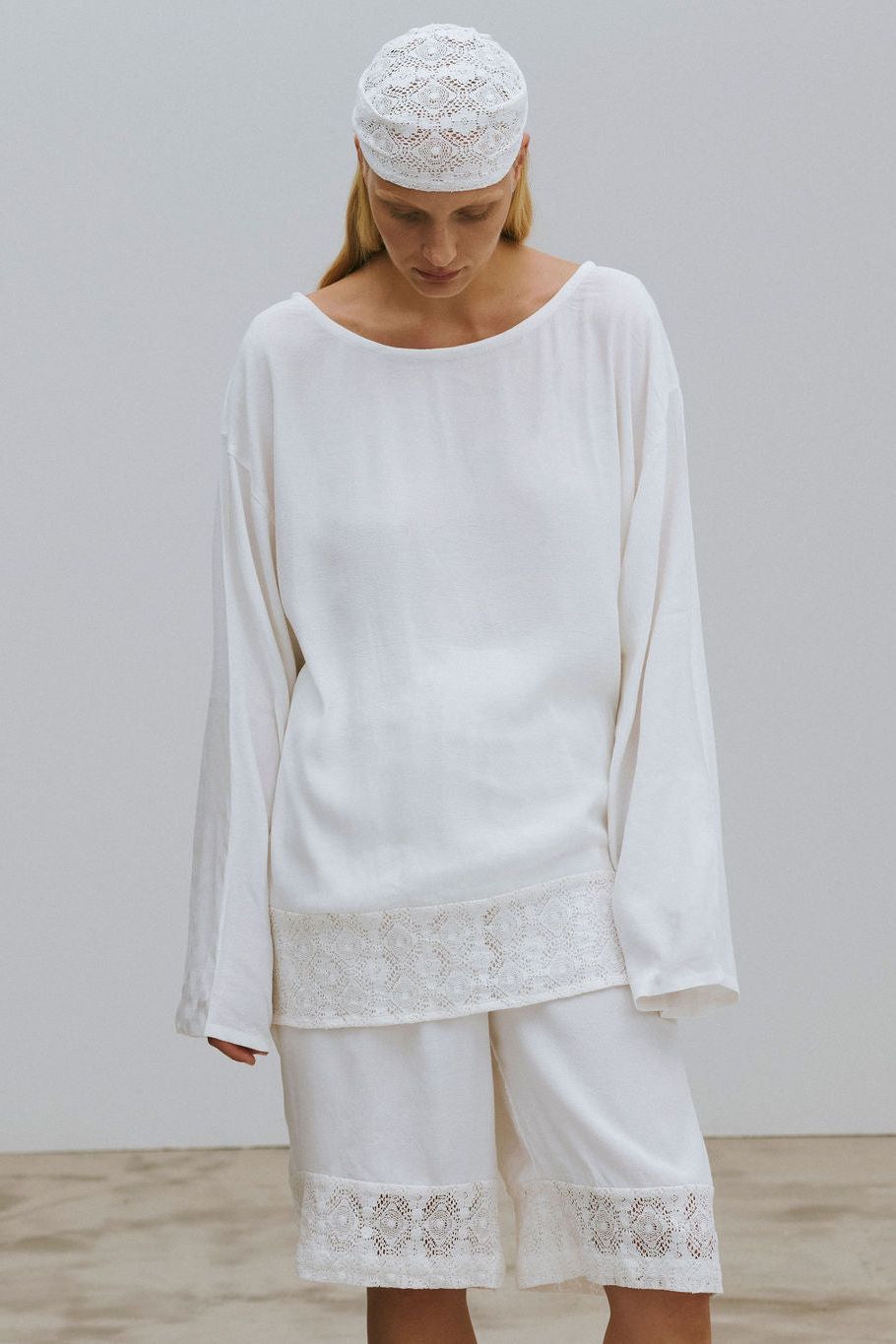 LACE COTTON BERMUDA SHORTS