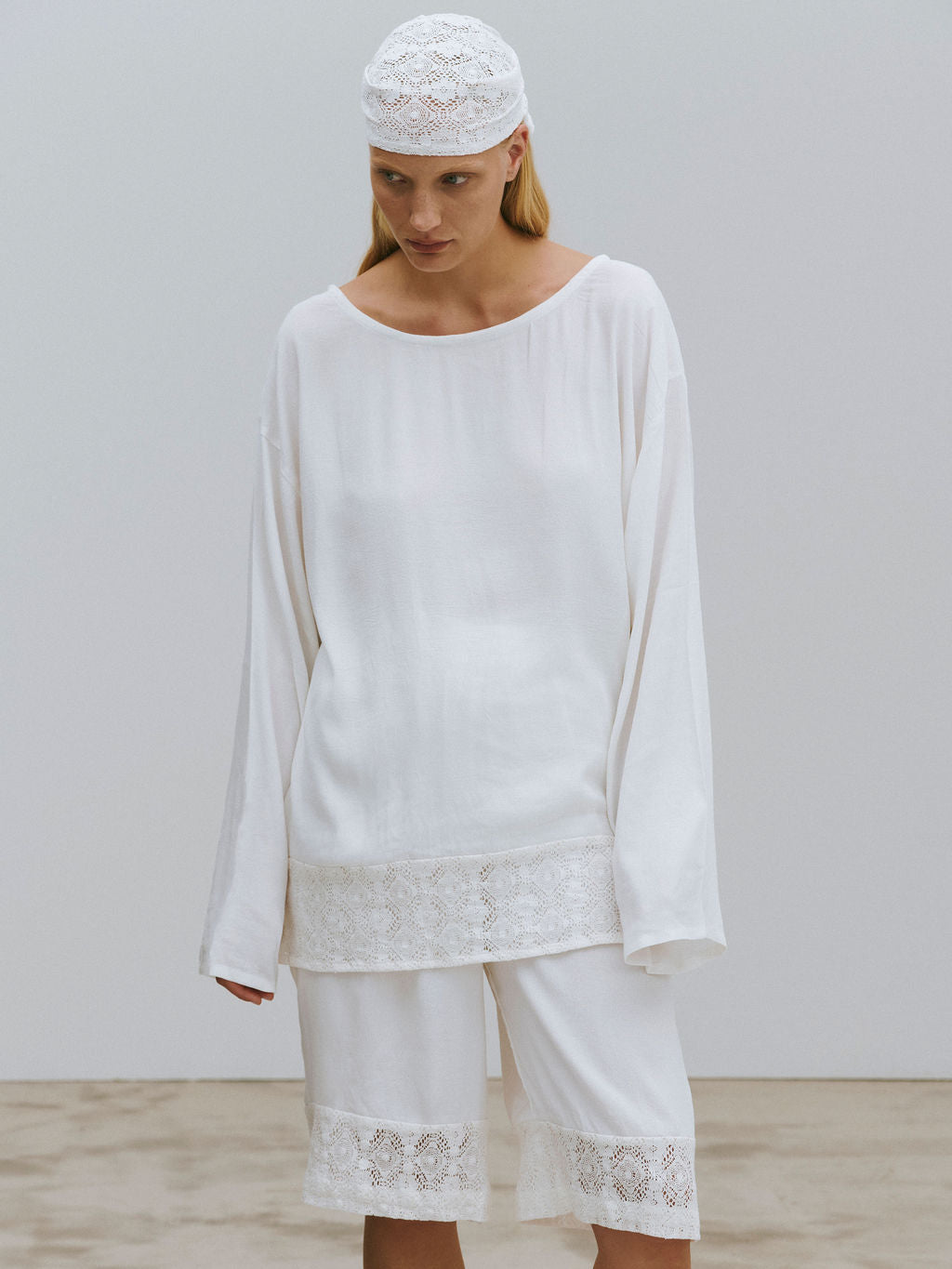 LACE COTTON BERMUDA SHORTS