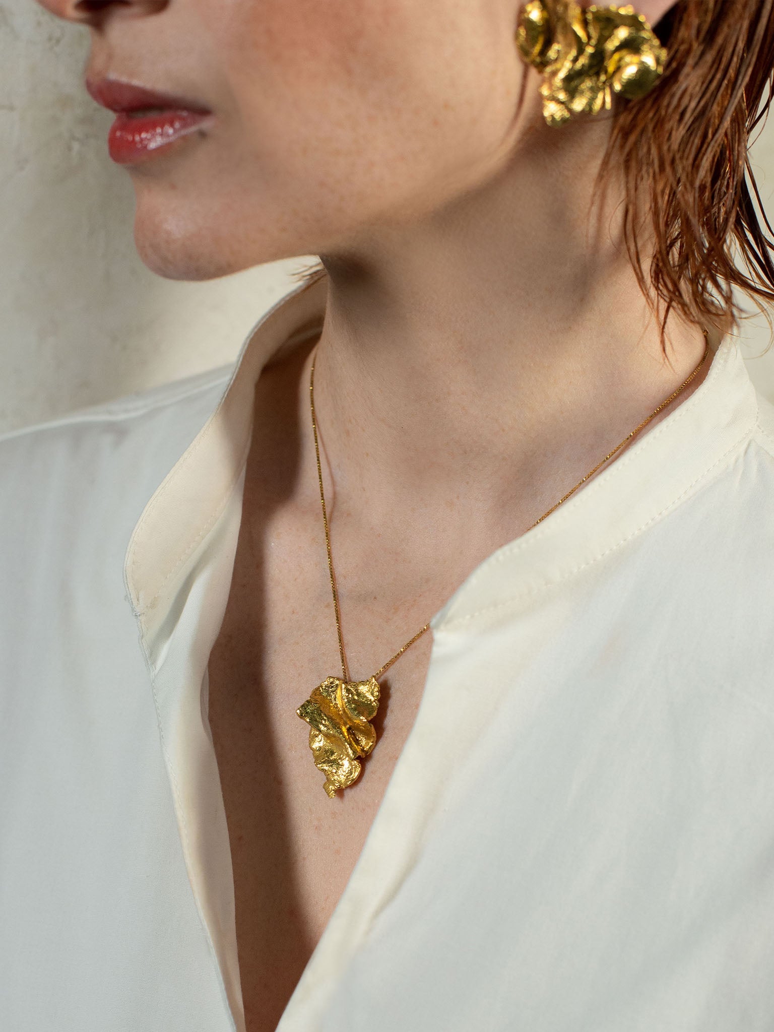 Artemis Necklace Gold