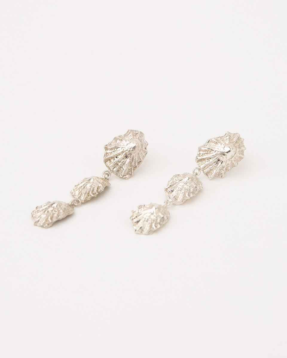 CONCHA EARRINGS SILVER