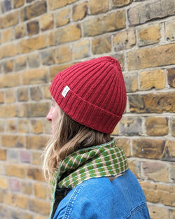 Unisex wool fishermans beanie red