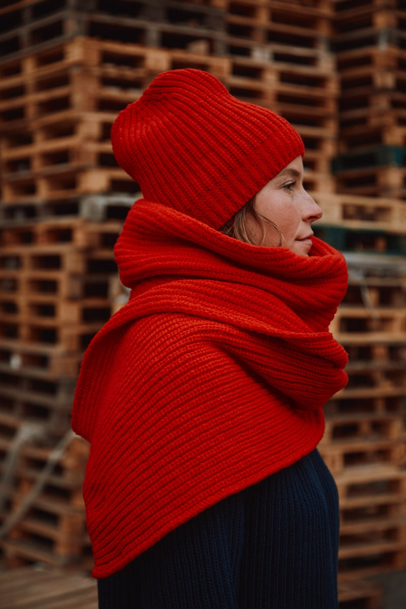 CAMILLE Scarf in Red - 100% Natural Wool - L'Envers