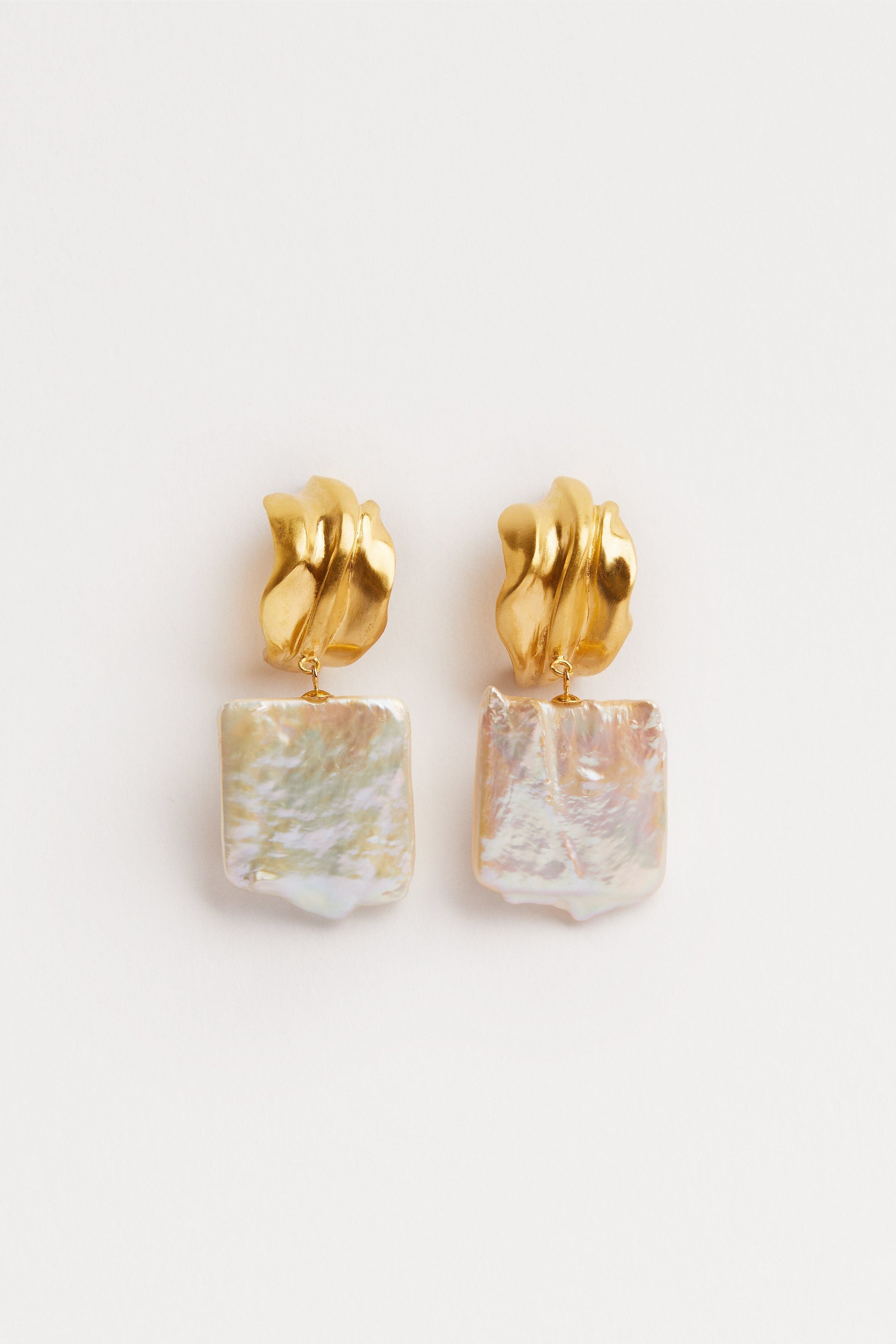 DOBRA EARRINGS