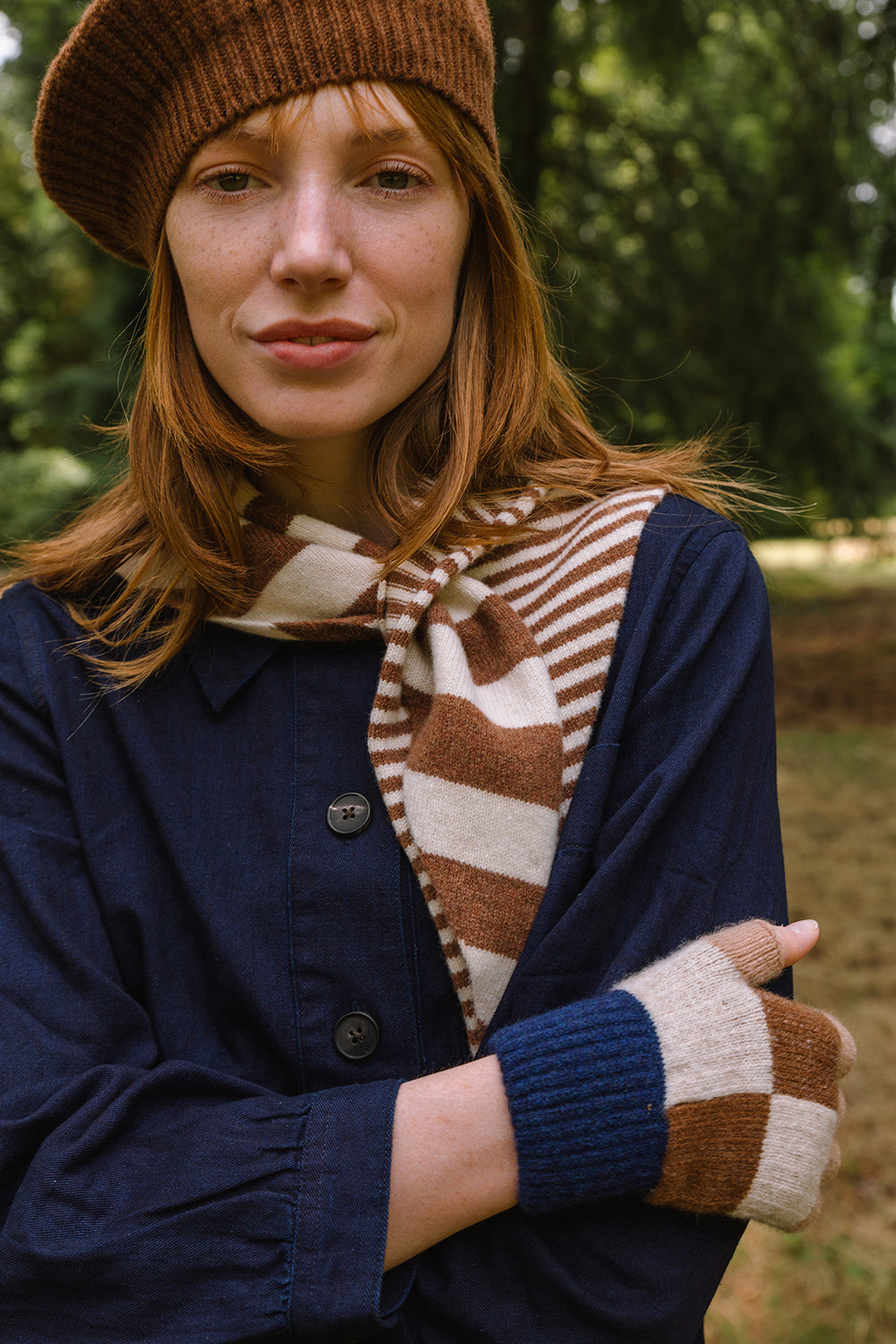 Check Fingerless Glove - Skewbald