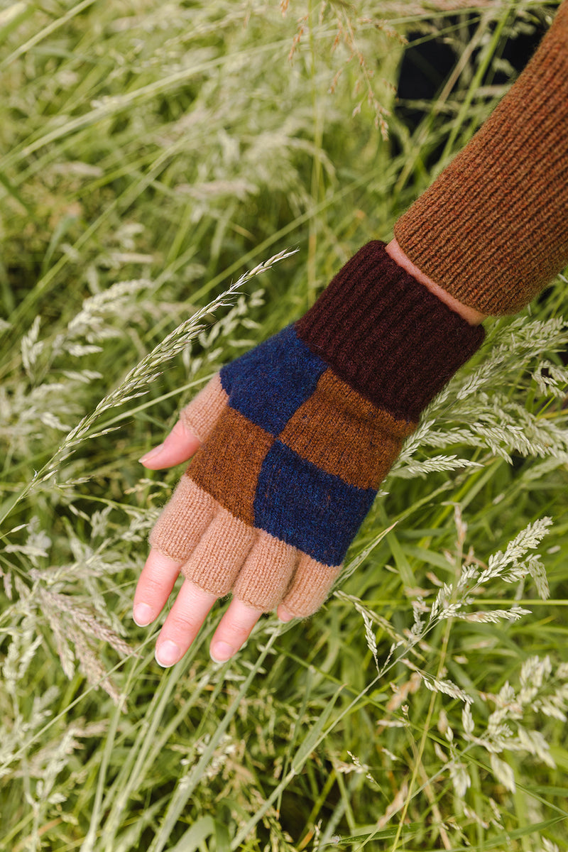 Check Fingerless Glove – Suede