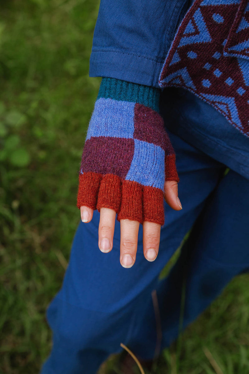 Wychwood Fingerless Gloves – Elderflower