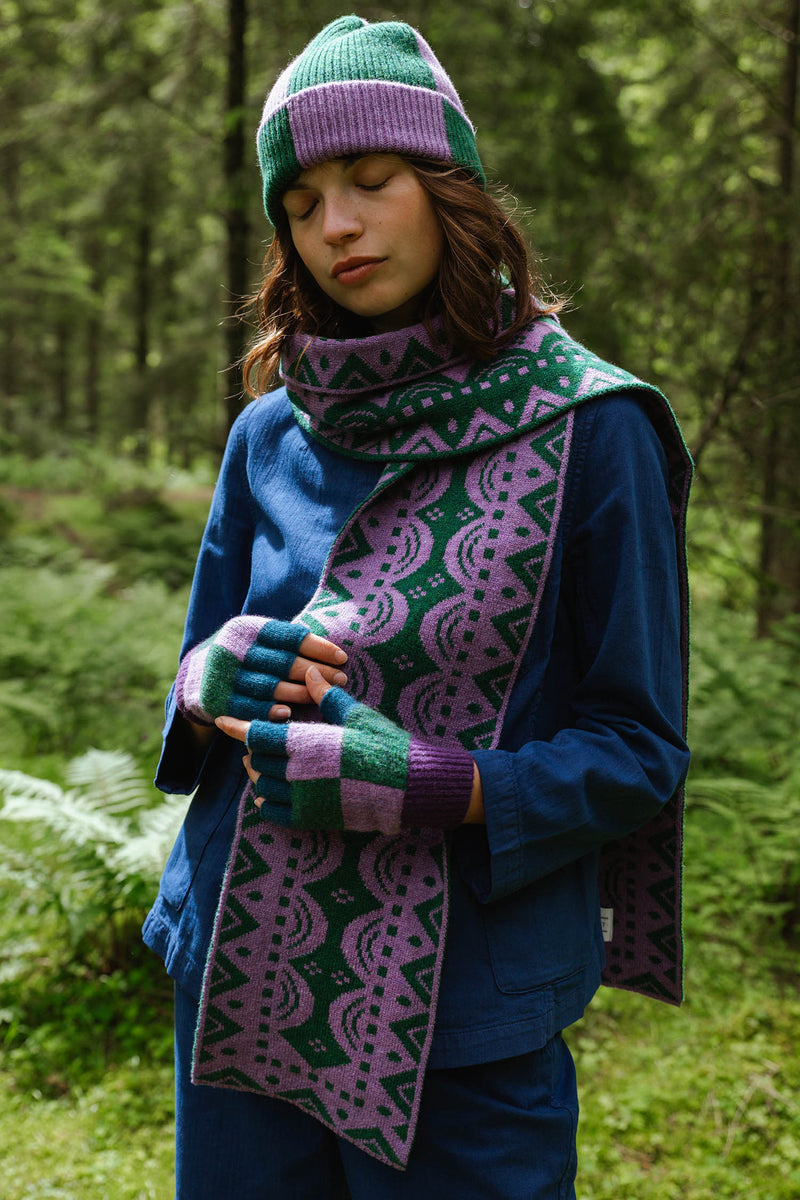 Wychwood Fingerless Gloves – Wisteria