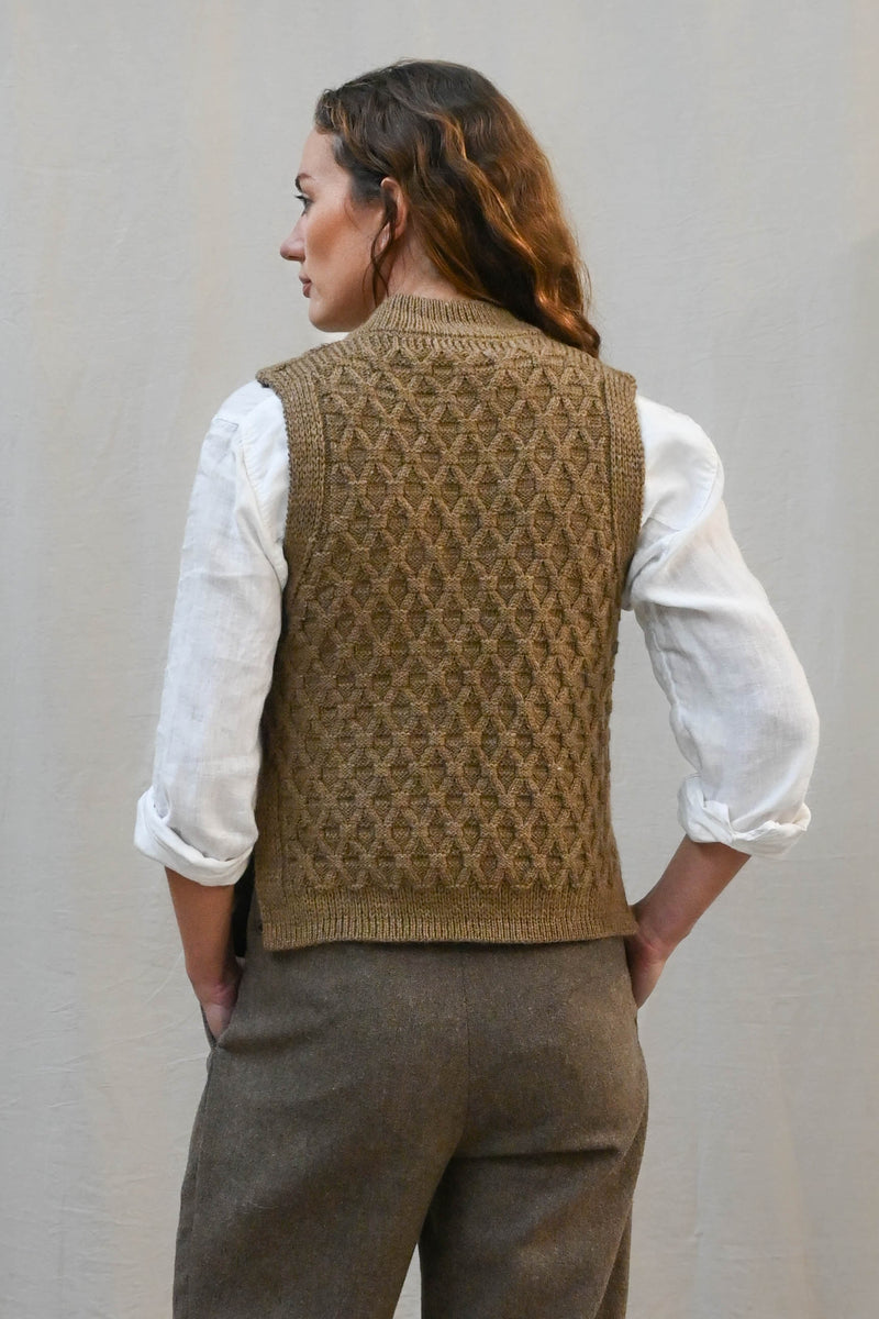 The Elba British Wool Vest in Bronze Olive