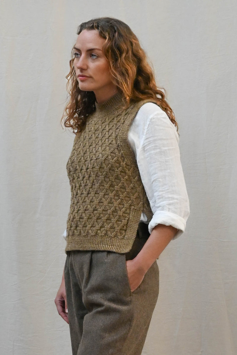 The Elba British Wool Vest in Bronze Olive