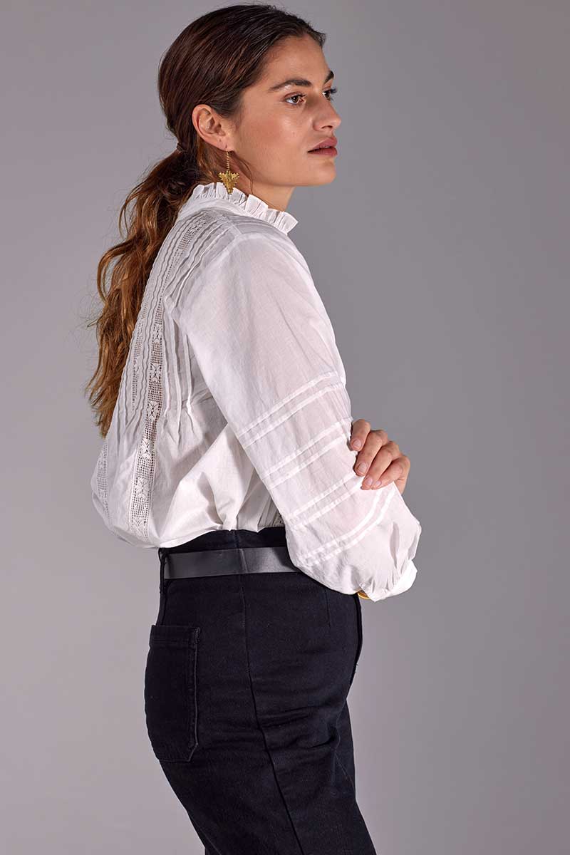 Model wears East Heritage Aashi White Blouse