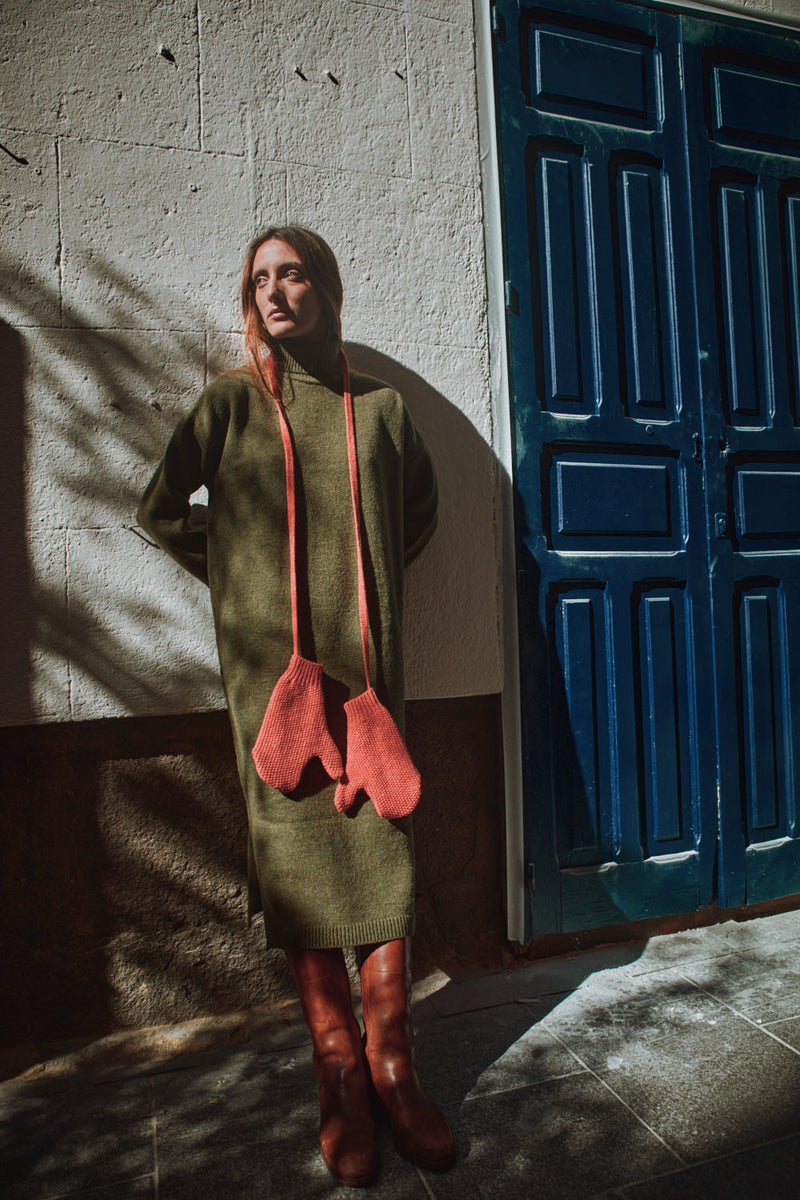 ELENA Wool Mittens - Coral