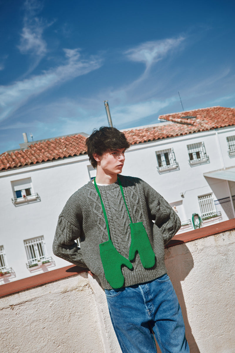 ELENA Wool Mittens - Parrot Green (Delivered by Xmas)