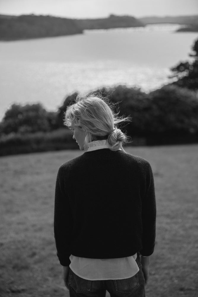 Cashmere Classic Crewneck Charcoal