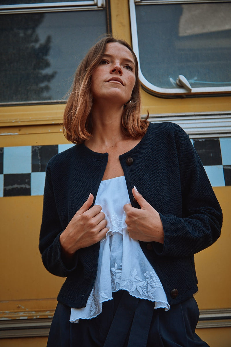 EMILIE Short Jacket in Organic Cotton - Navy | L'Envers