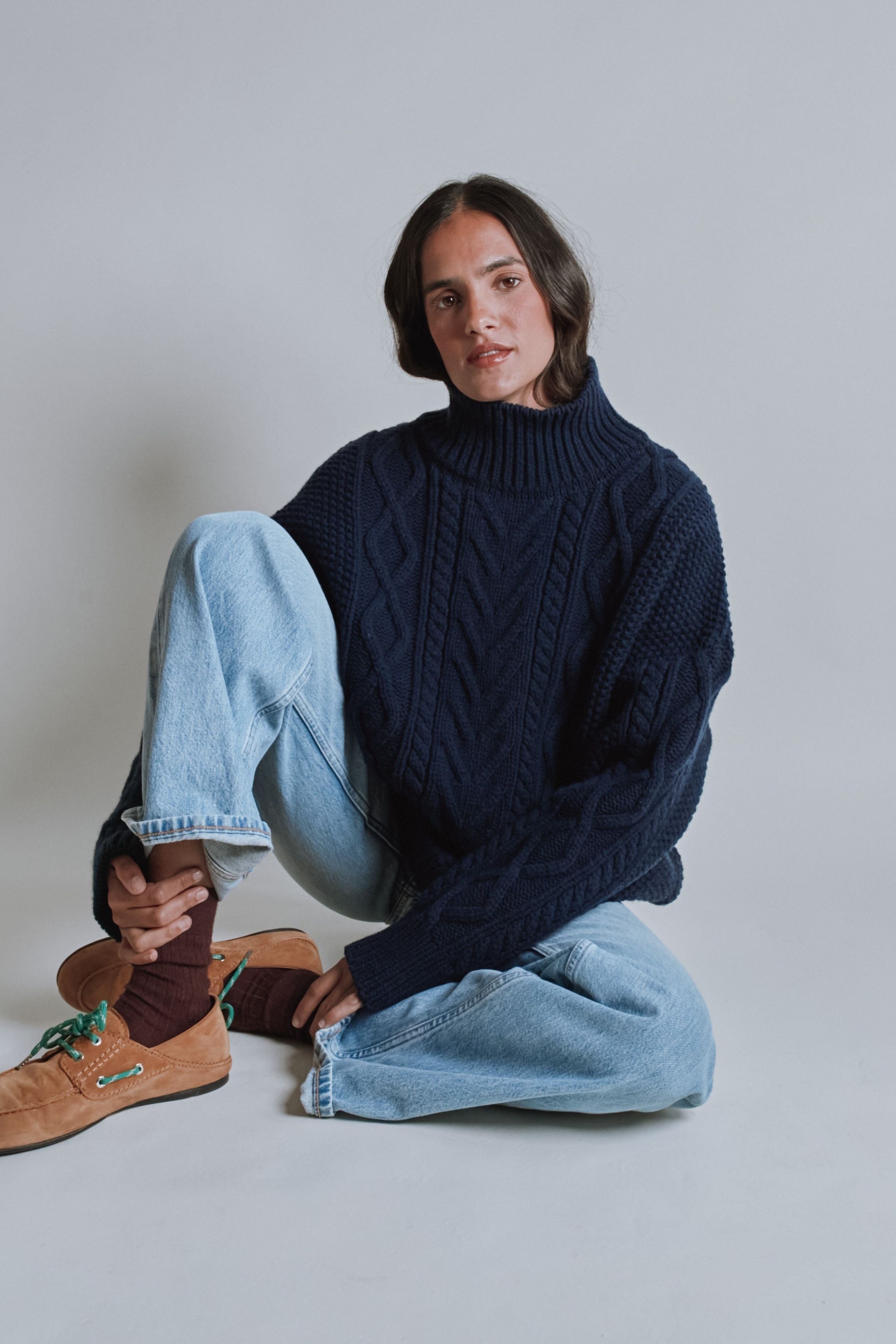 GWENAELLE Irish Cable Sweater in Merino Wool - Navy