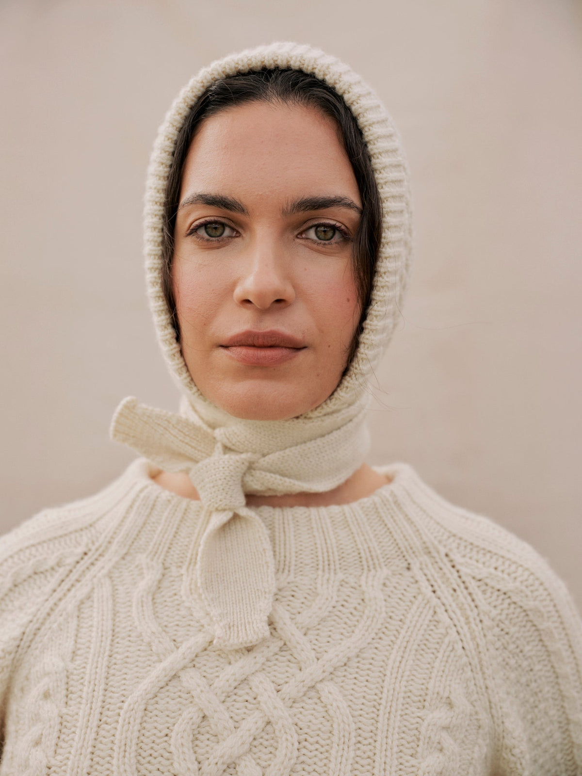 Whitby Bonnet in Ecru