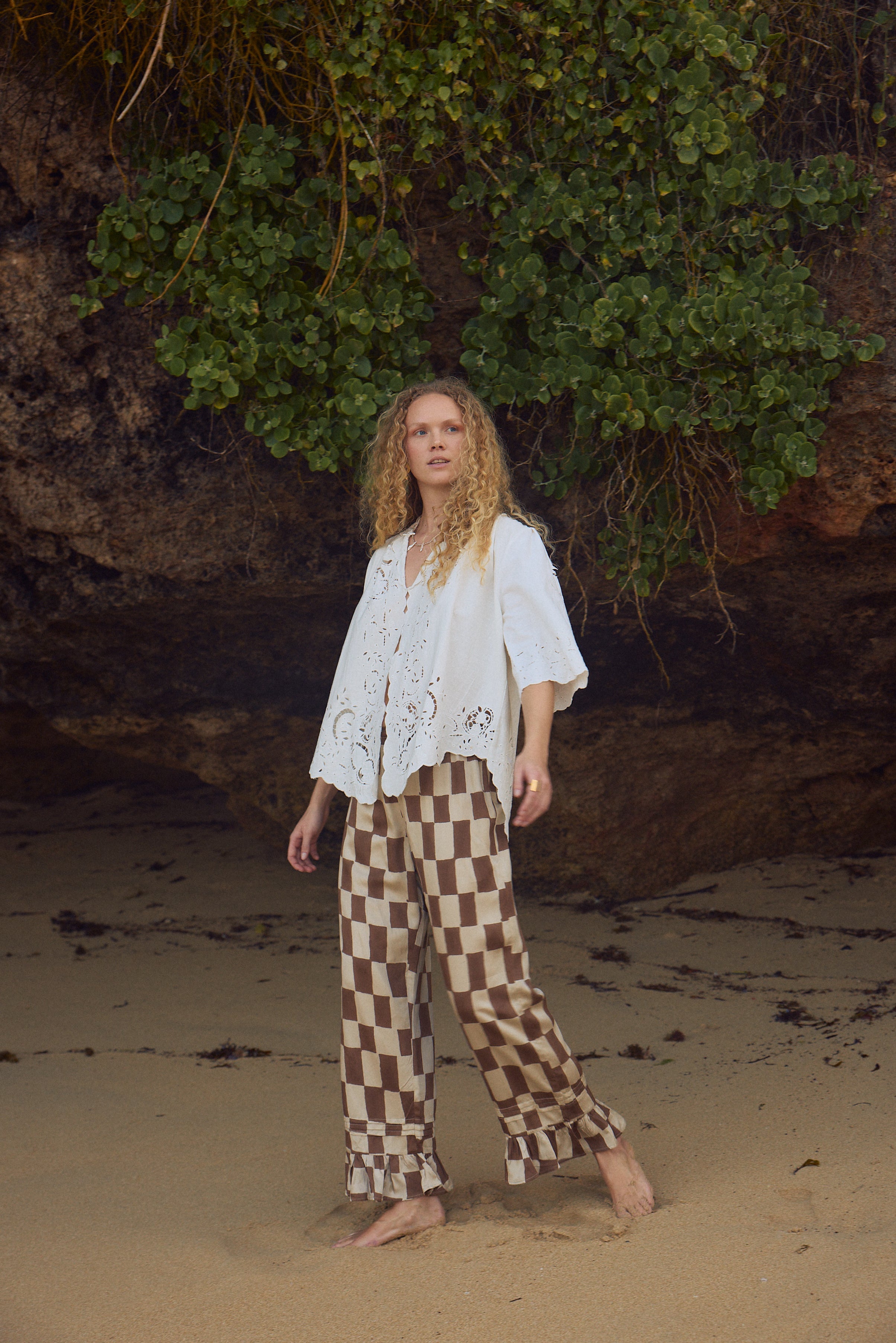 Frill hem pants - block print mocha