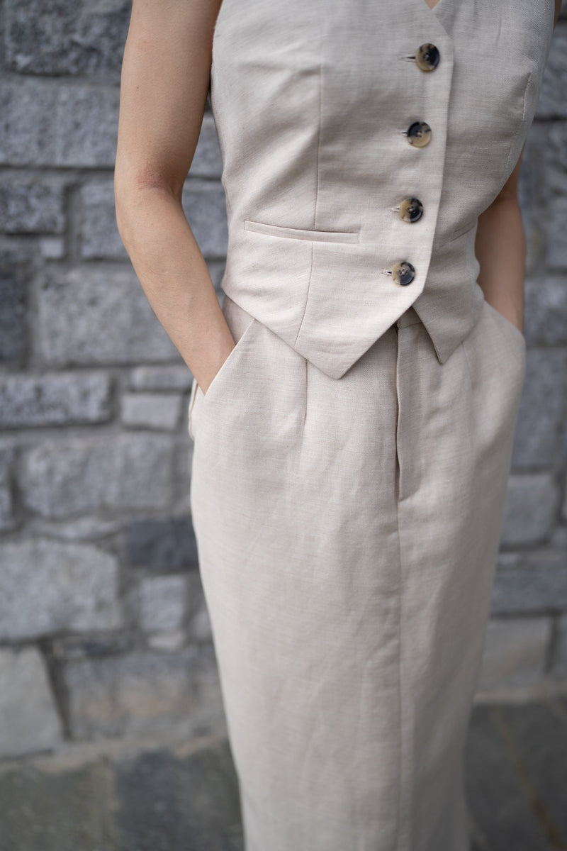 Harper Lavoir Linen and Wool Blend Tailored Skirt in Natural Herringbone