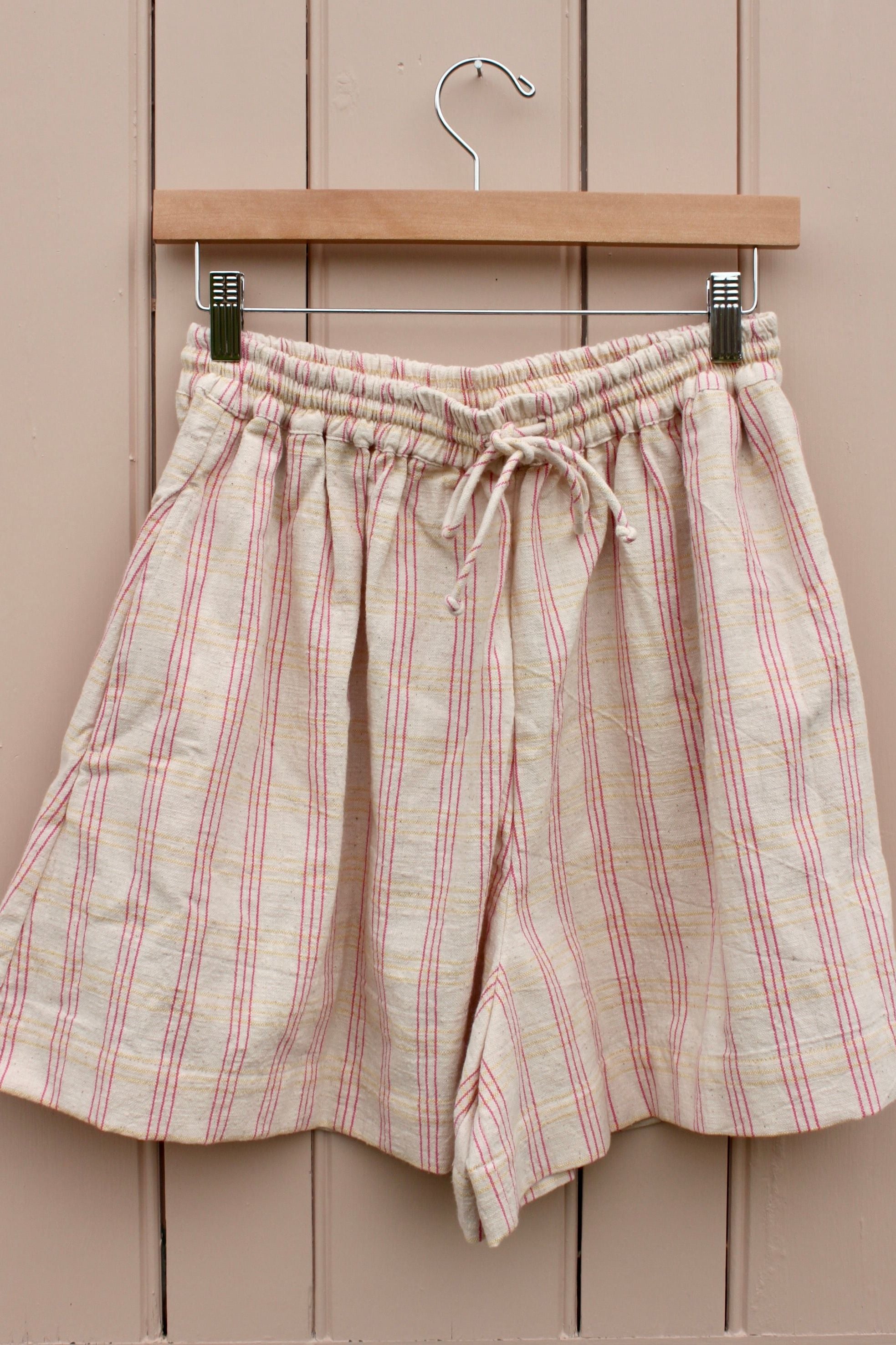 Luchia Wide Shorts (pink over yellow)