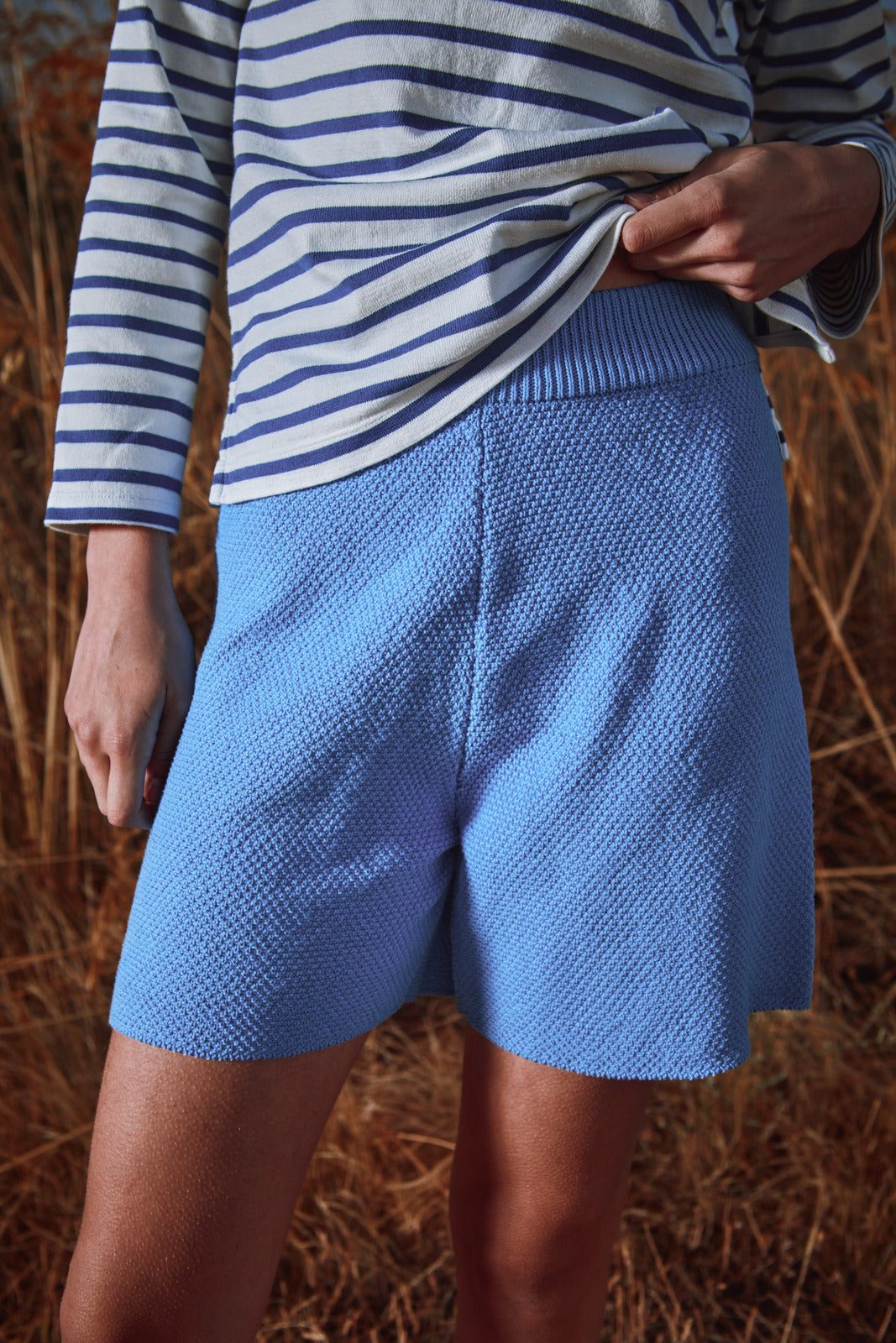 JANE Slim-Fit Shorts in Organic Cotton - Cyan